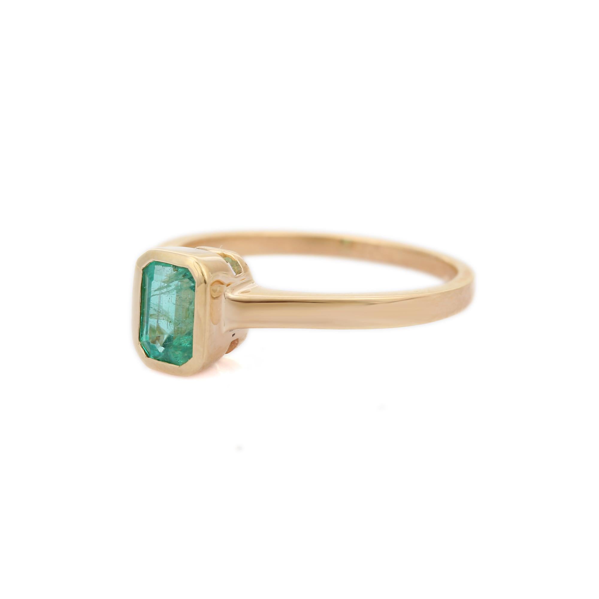 For Sale:  Handmade Bezel Set Emerald Single Stone Ring in 14k Solid Yellow Gold 3