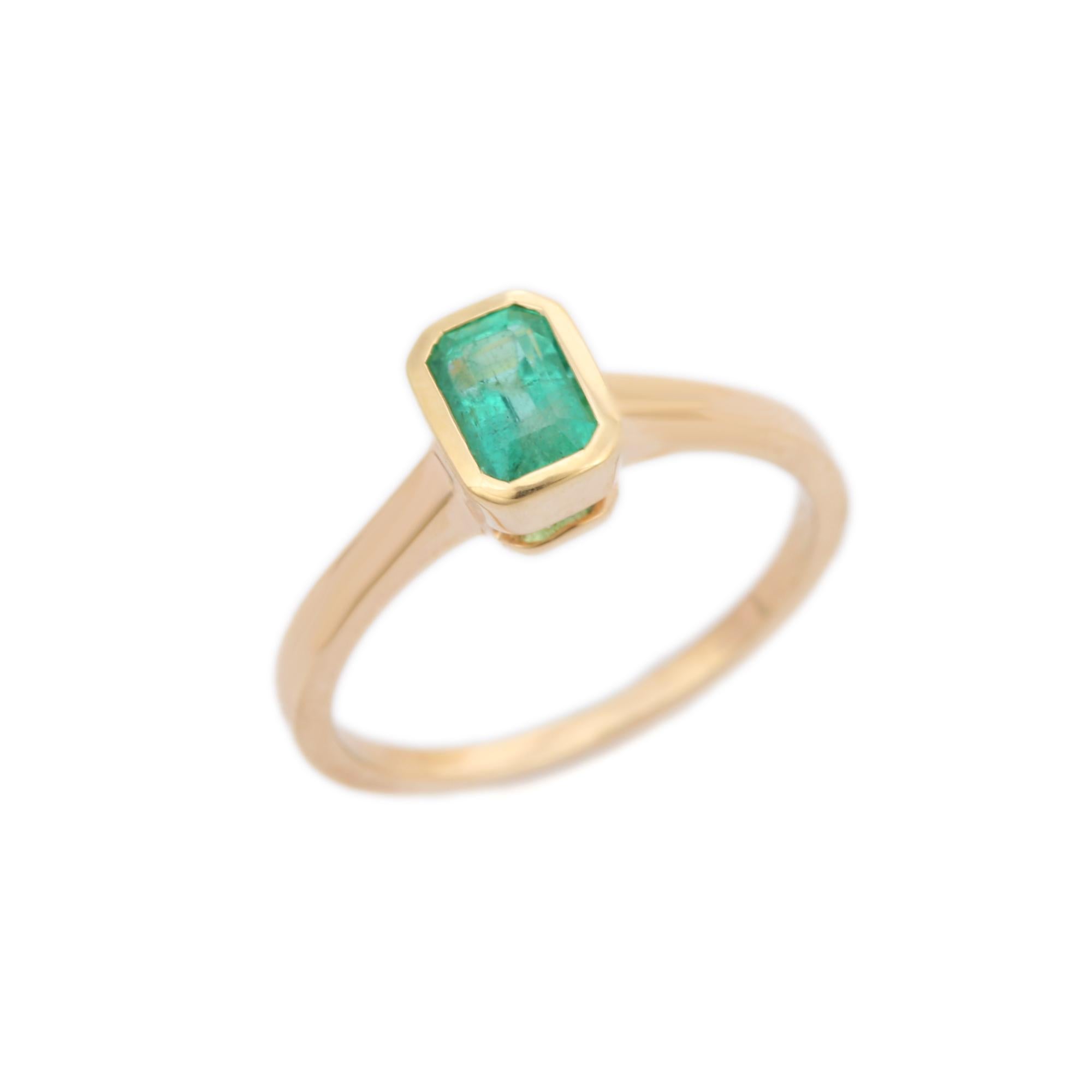 For Sale:  Handmade Bezel Set Emerald Single Stone Ring in 14k Solid Yellow Gold 5