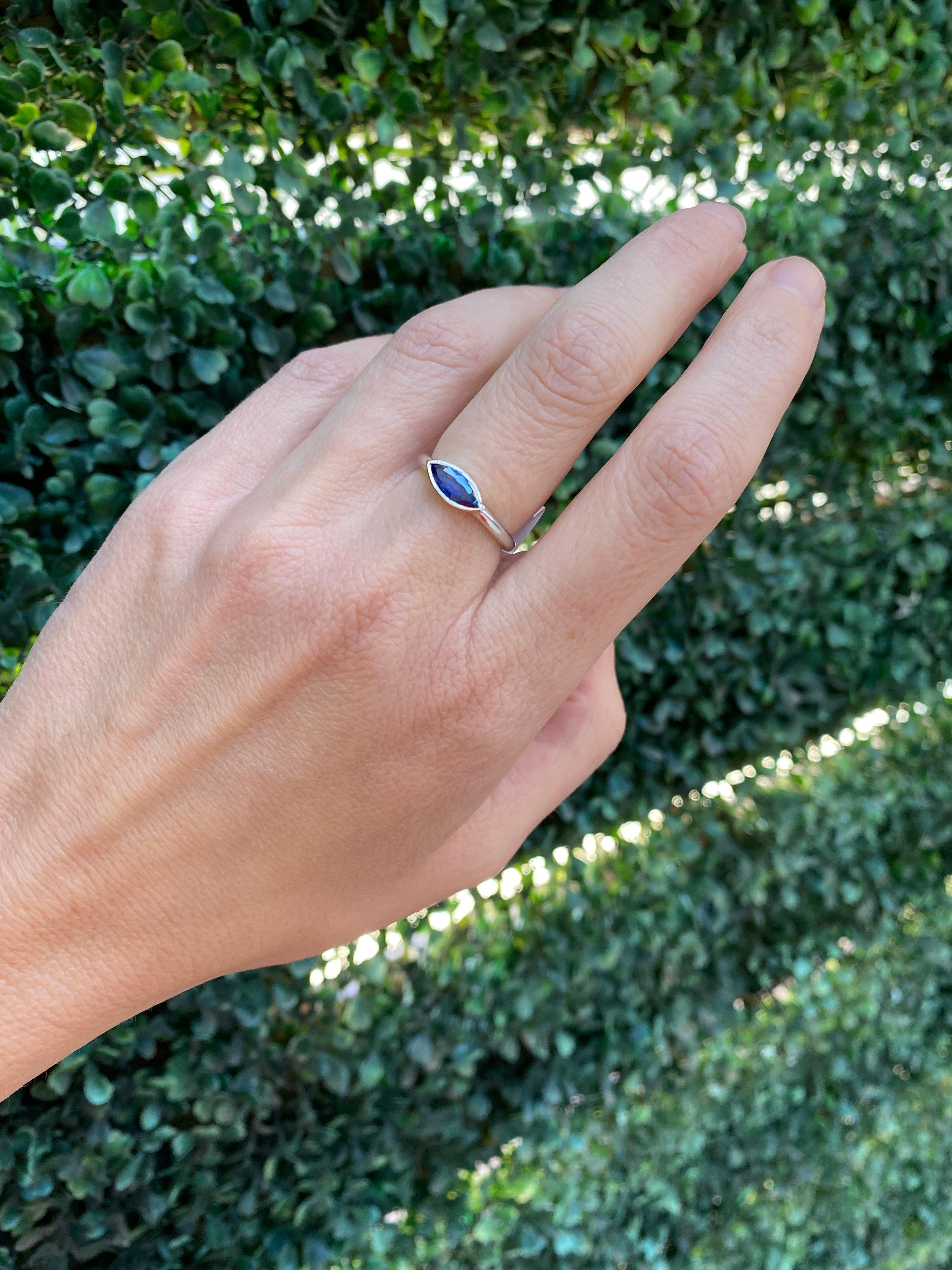 Bezel Set Natural Marquise-Shaped Sapphire 14 Karat White Gold Ring For Sale 7