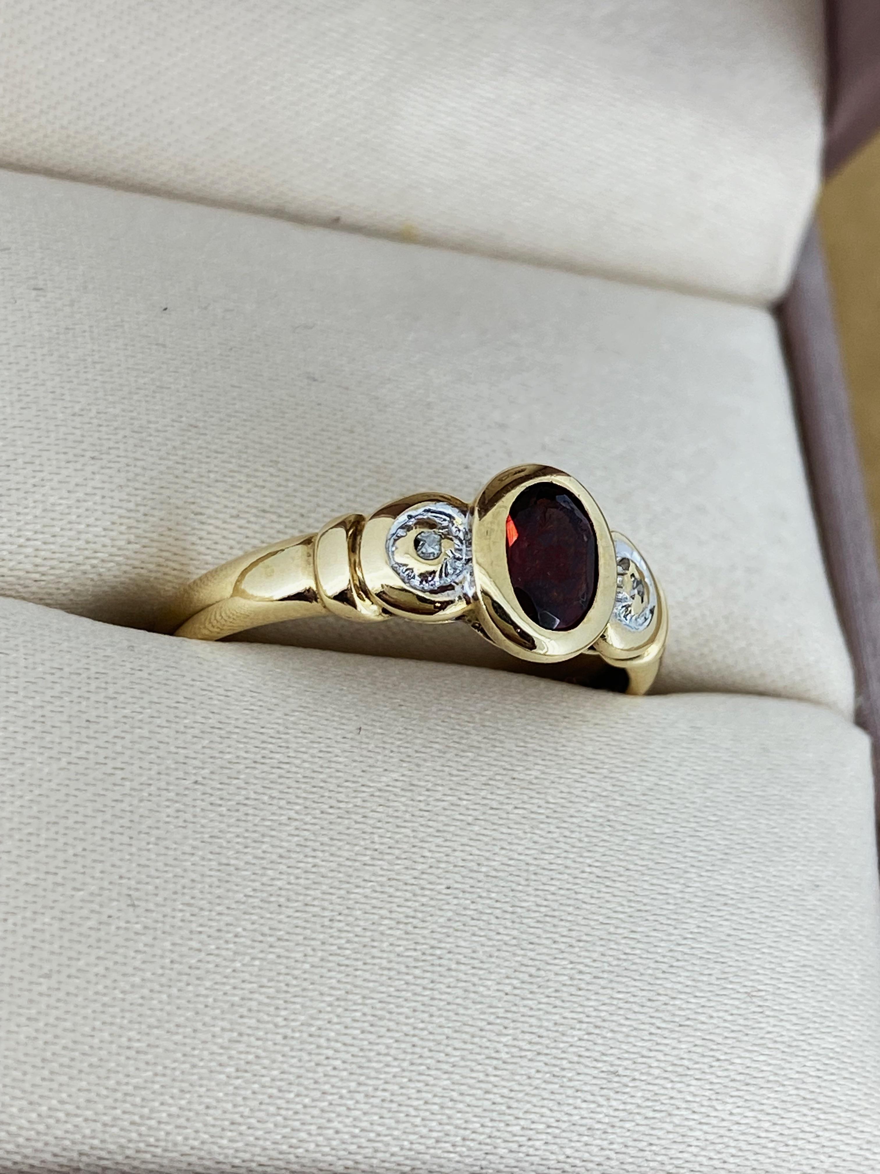 Oval Cut Bezel Set Natural Oval Garnet 9K Yellow Gold Vintage Dress Ring For Sale