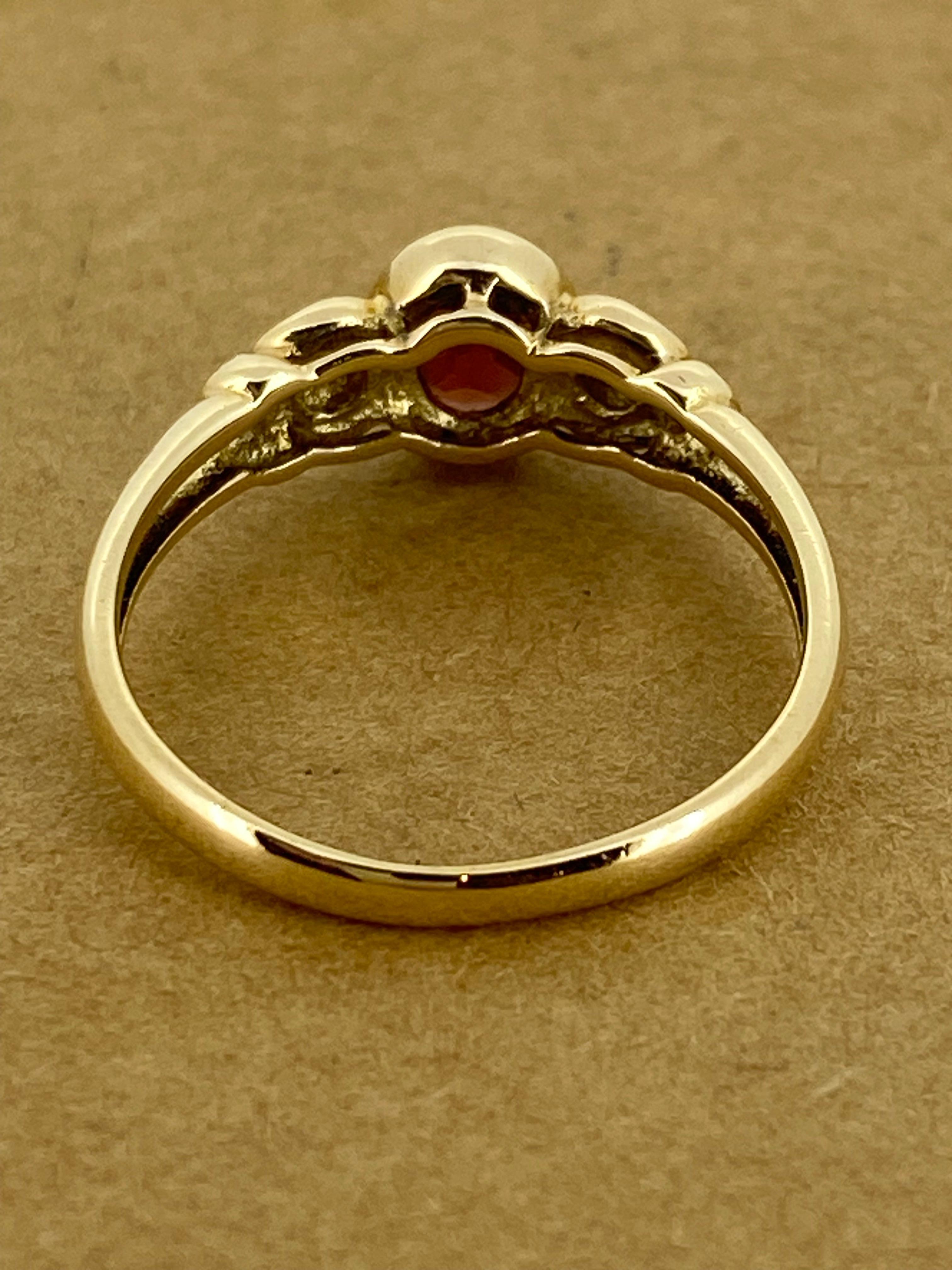 Bezel Set Natural Oval Garnet 9K Yellow Gold Vintage Dress Ring For Sale 1