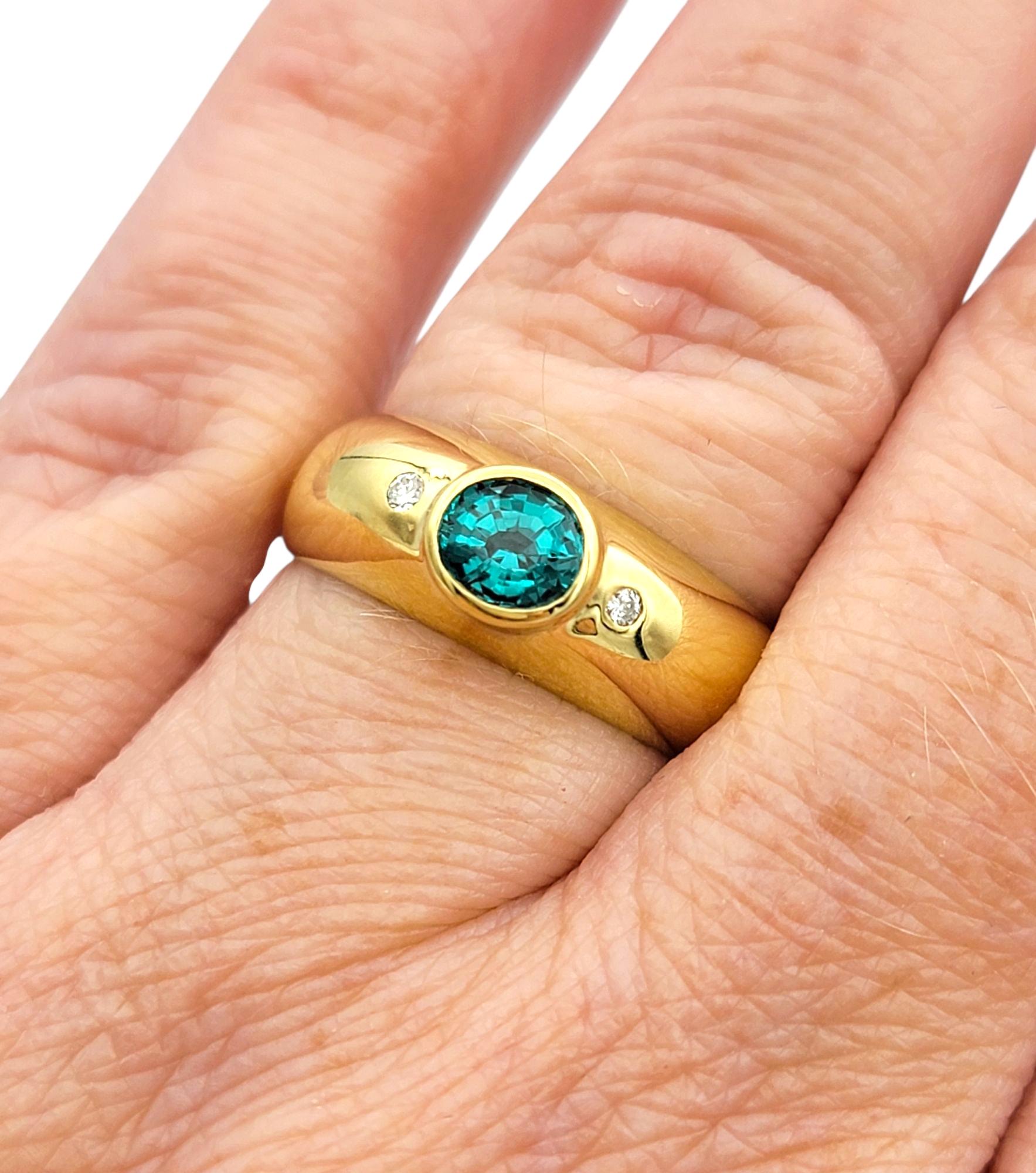 Bezel Set Oval Paraiba Tourmaline and Diamond Band Ring in 18 Karat Yellow Gold For Sale 4