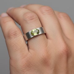 Bezel Set Oval Peridot Wide Matte Band silver, gold