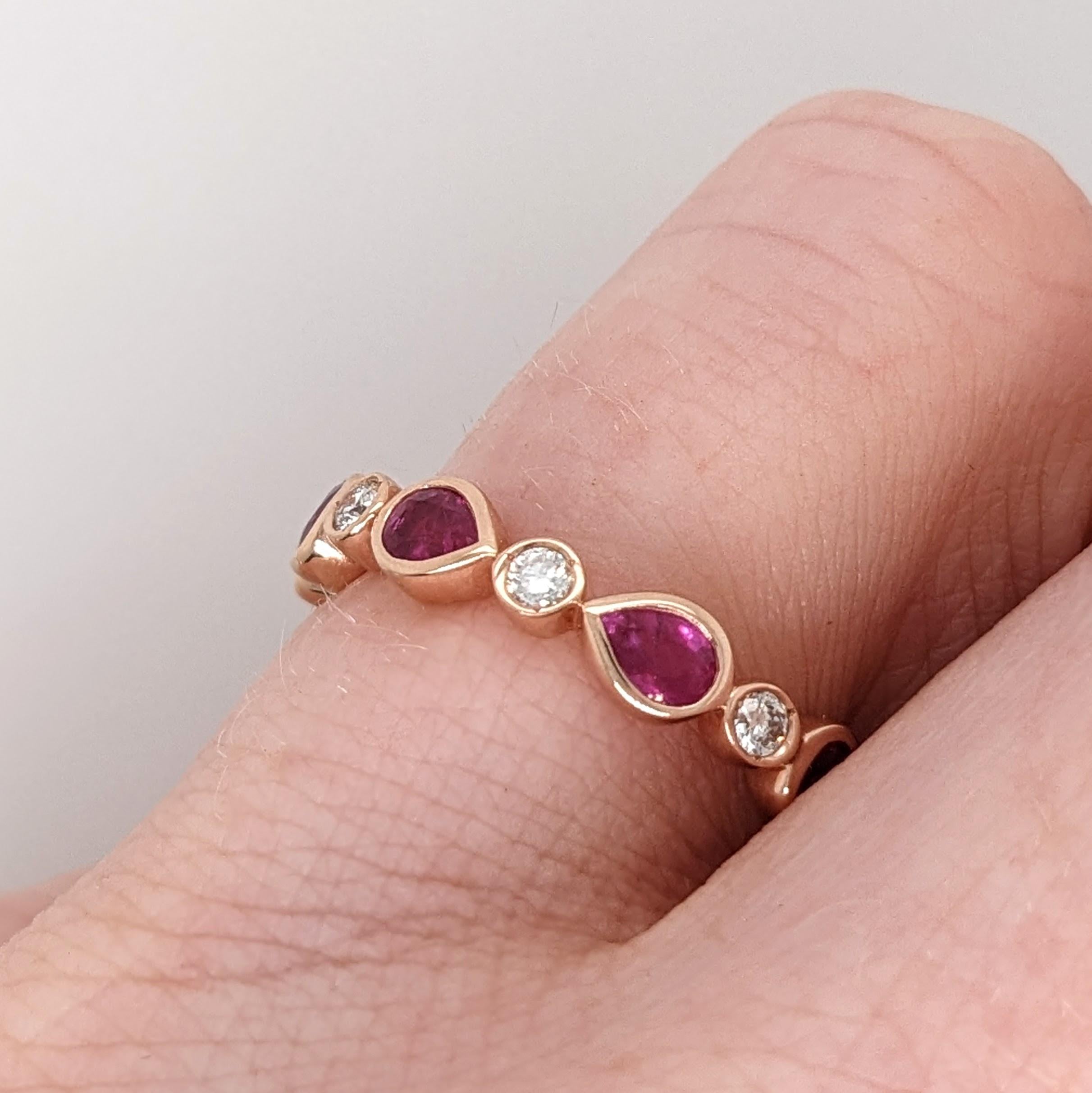 Bezel Set Pear Shape Ruby Band Ring w Natural Diamonds in Solid 14k Rose Gold For Sale 2