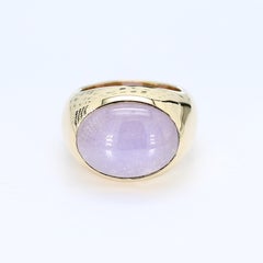 Bezel-set Pink Jade Cabochon Ring in 14k Yellow Gold - Size 6.75