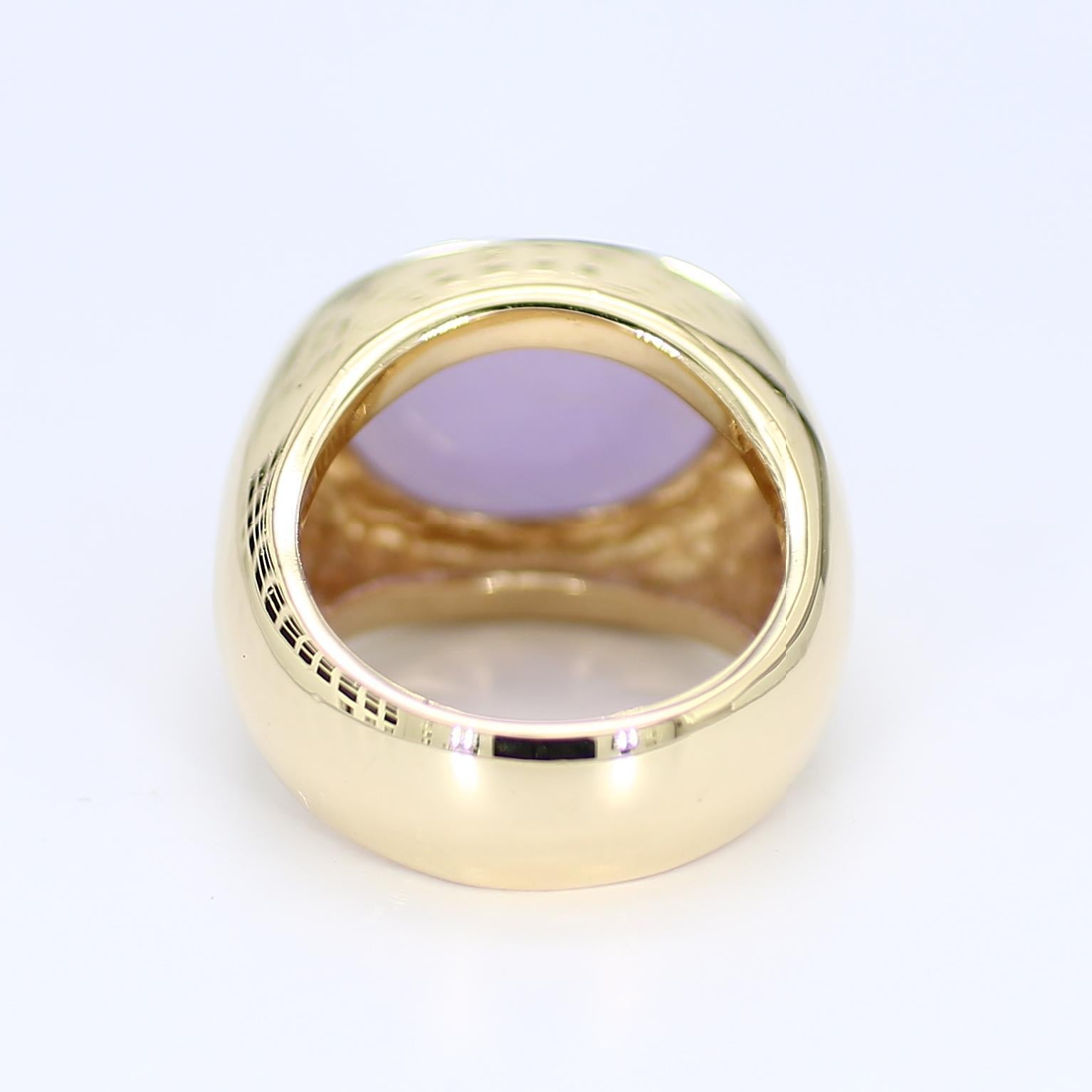 Bague en or jaune 14k avec cabochon de jade rose serti - Taille 6.75 Bon état - En vente à Scottsdale, AZ