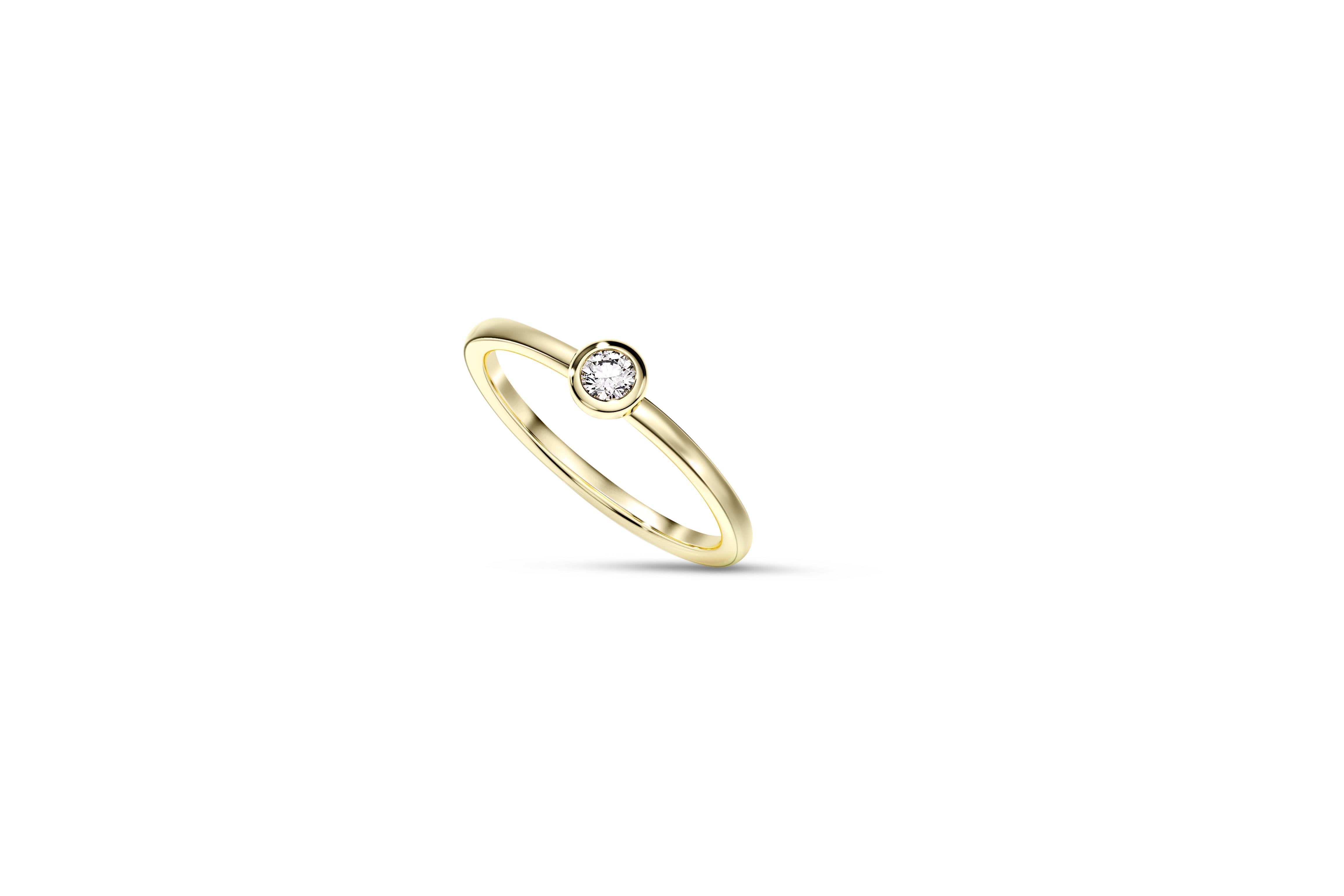 For Sale:  Bezel Set Round-Cut Moissanite Engagement Ring in 14k Gold 2