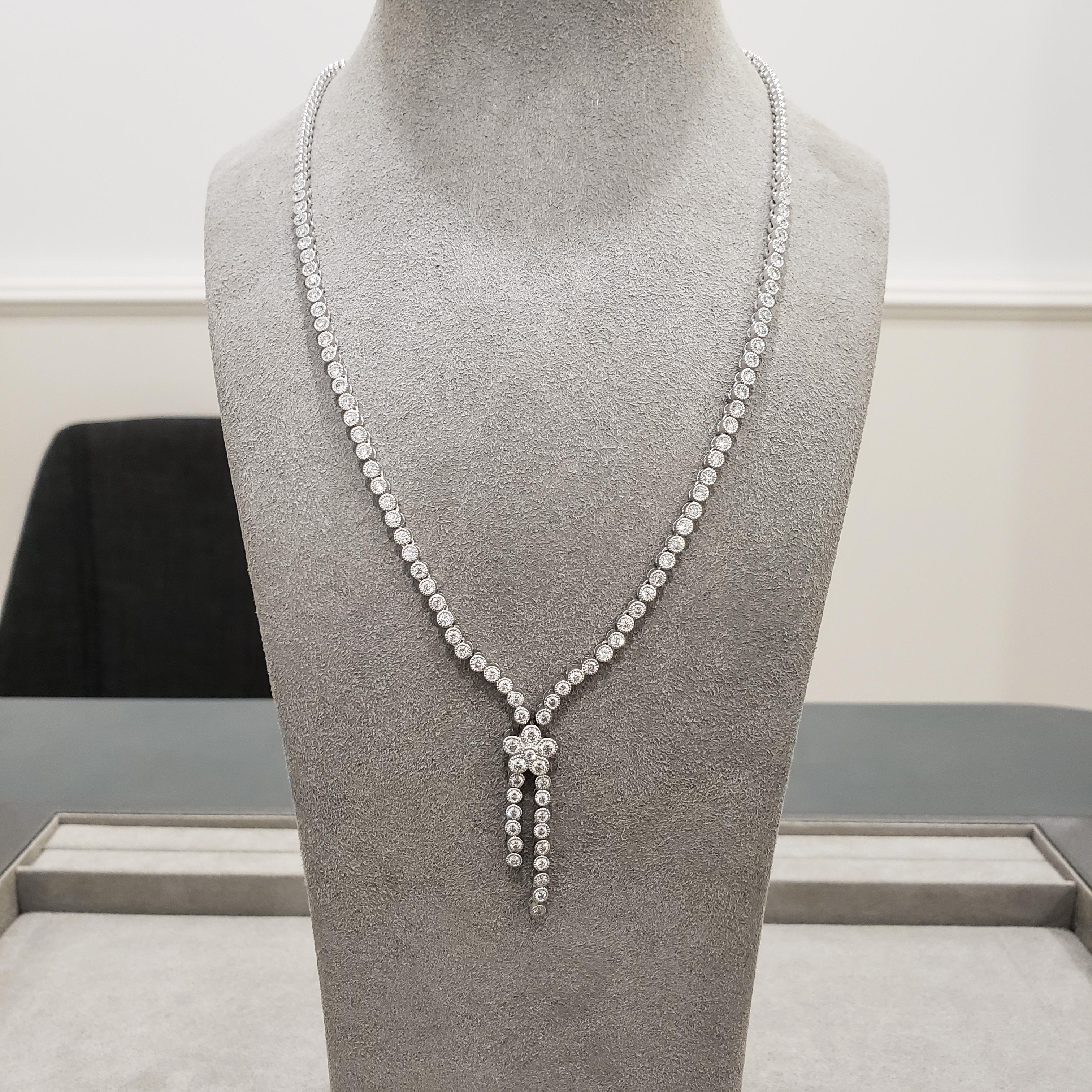 Roman Malakov Bezel Set Round Diamond Flower Drop Necklace In New Condition In New York, NY