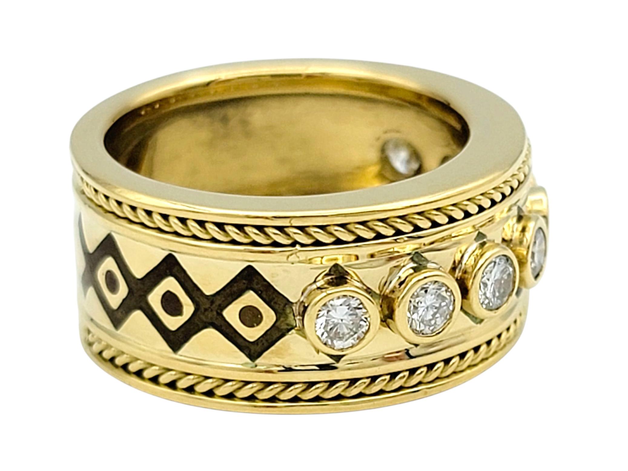 Ring mit geometrischem Motiv aus 18 Karat Gelbgold mit rundem Diamant in Lünette (Rundschliff) im Angebot