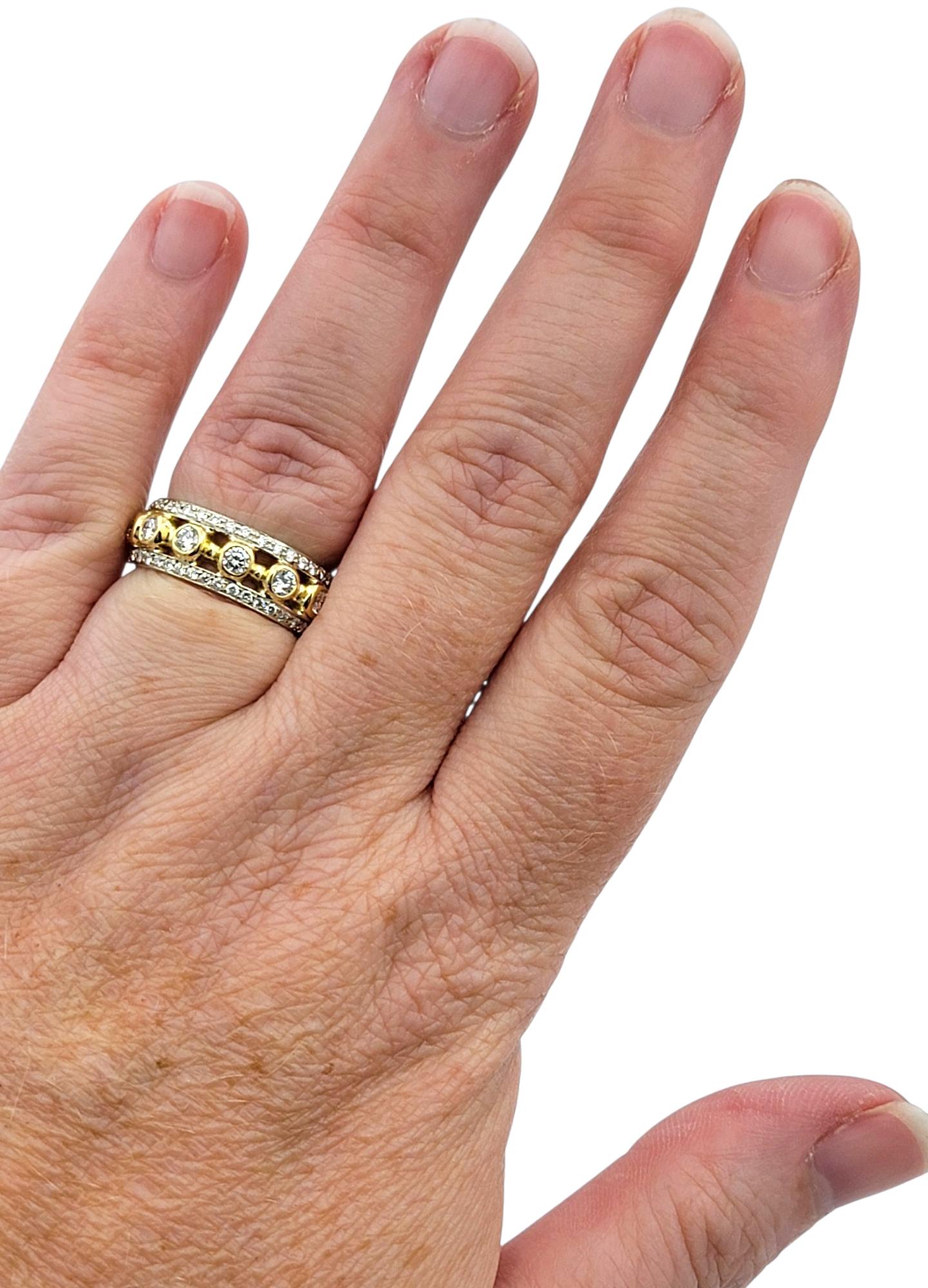 Bezel Set Round Diamond Multi Row Eternity Band Ring in Two-Tone 18 Karat Gold in vendita 1