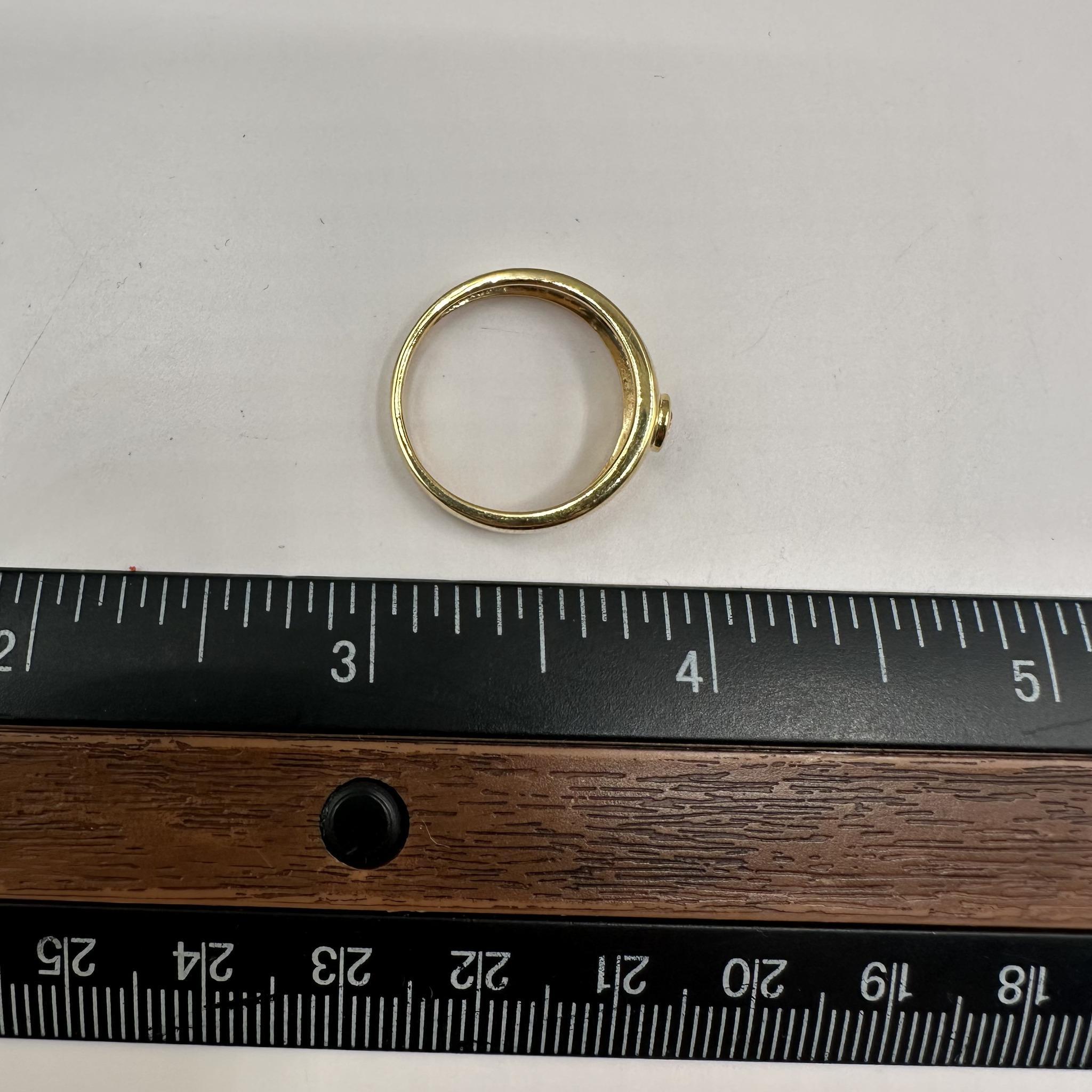 Bezel Set Sapphire Dome Ring in 10kt Yellow Gold – 0.18ctw Round Pink Sapphire In New Condition In West Hempstead, NY