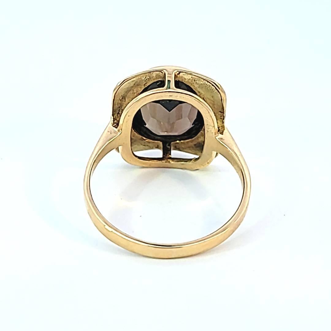 Rauchquarz mit Lünette in 18 Karat Gold im Zustand „Gut“ im Angebot in Dallas, TX