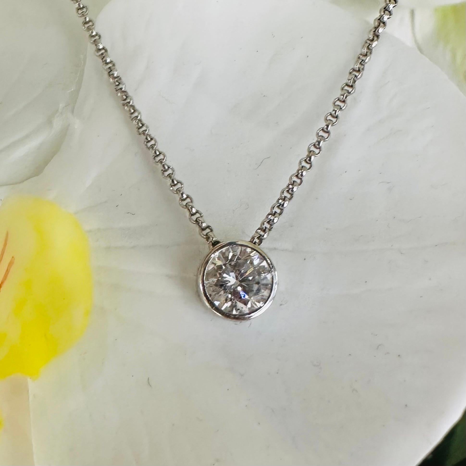 Women's or Men's Bezel Set Solitaire Round Diamond Necklace 1 Carat For Sale