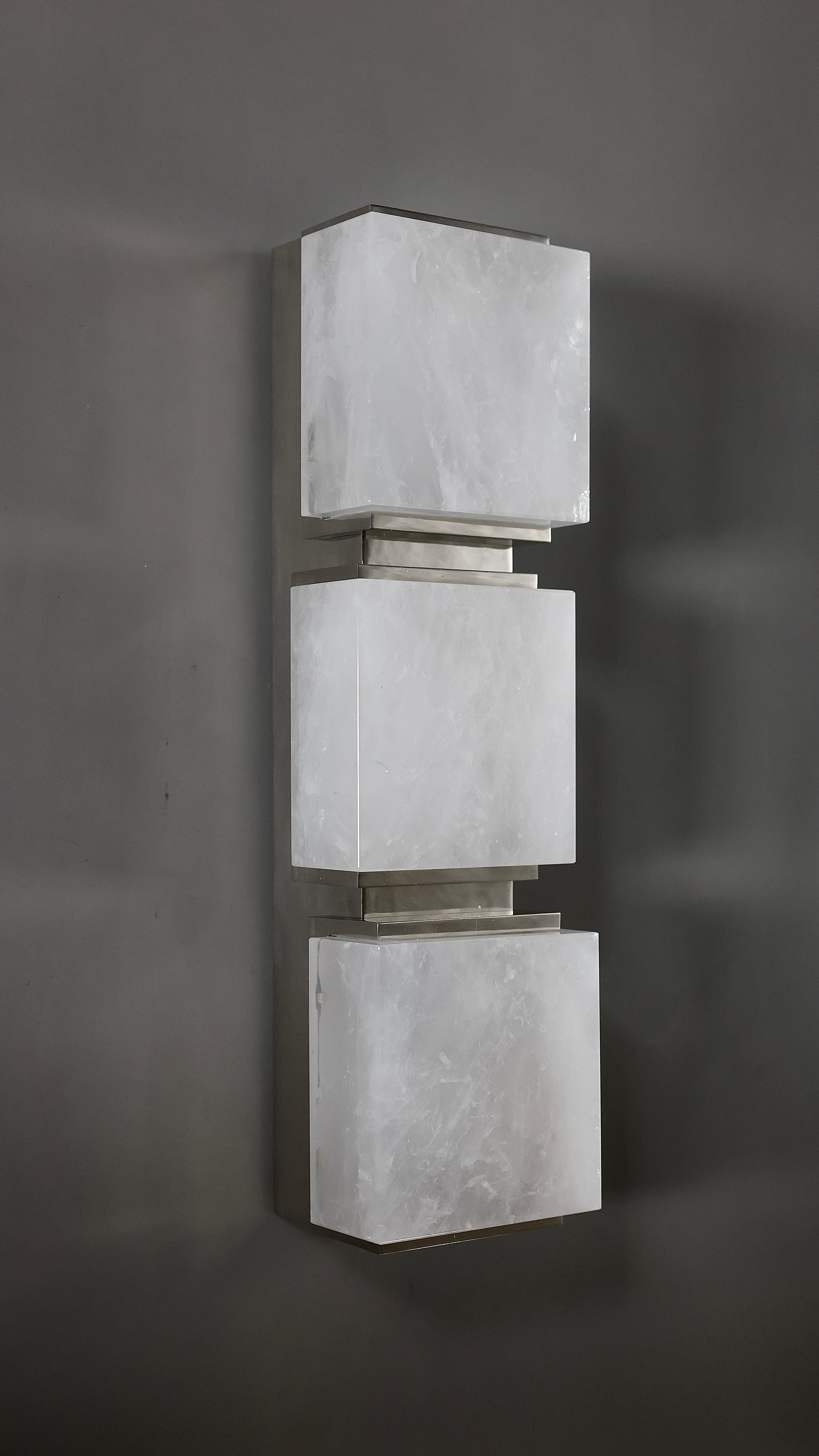 BFB17 Aplique de Cristal de Roca By Phoenix en Nuevo estado para la venta en New York, NY