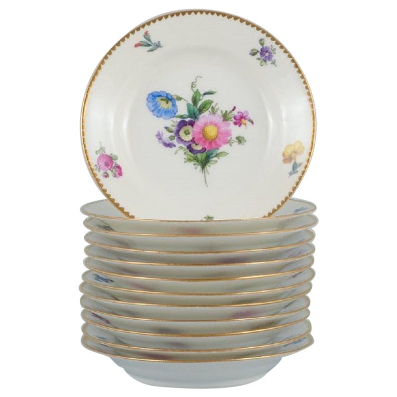 12 assiettes à gâteau décorées de fleurs B&G, Bing & Grondahl Saxon