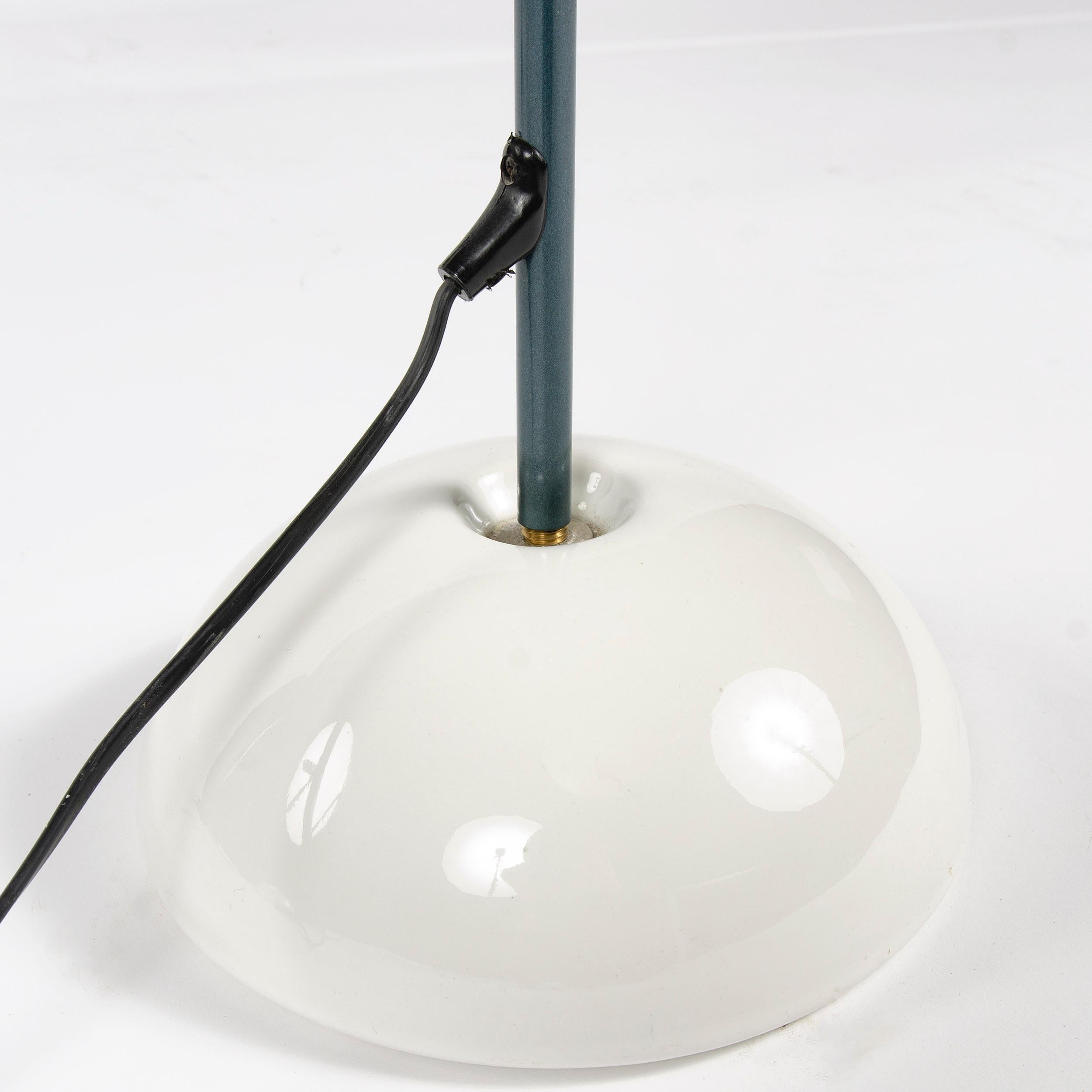 'Bi Bip' Floor Lamp by Achille Castiglioni for Flos In Good Condition For Sale In Sagaponack, NY