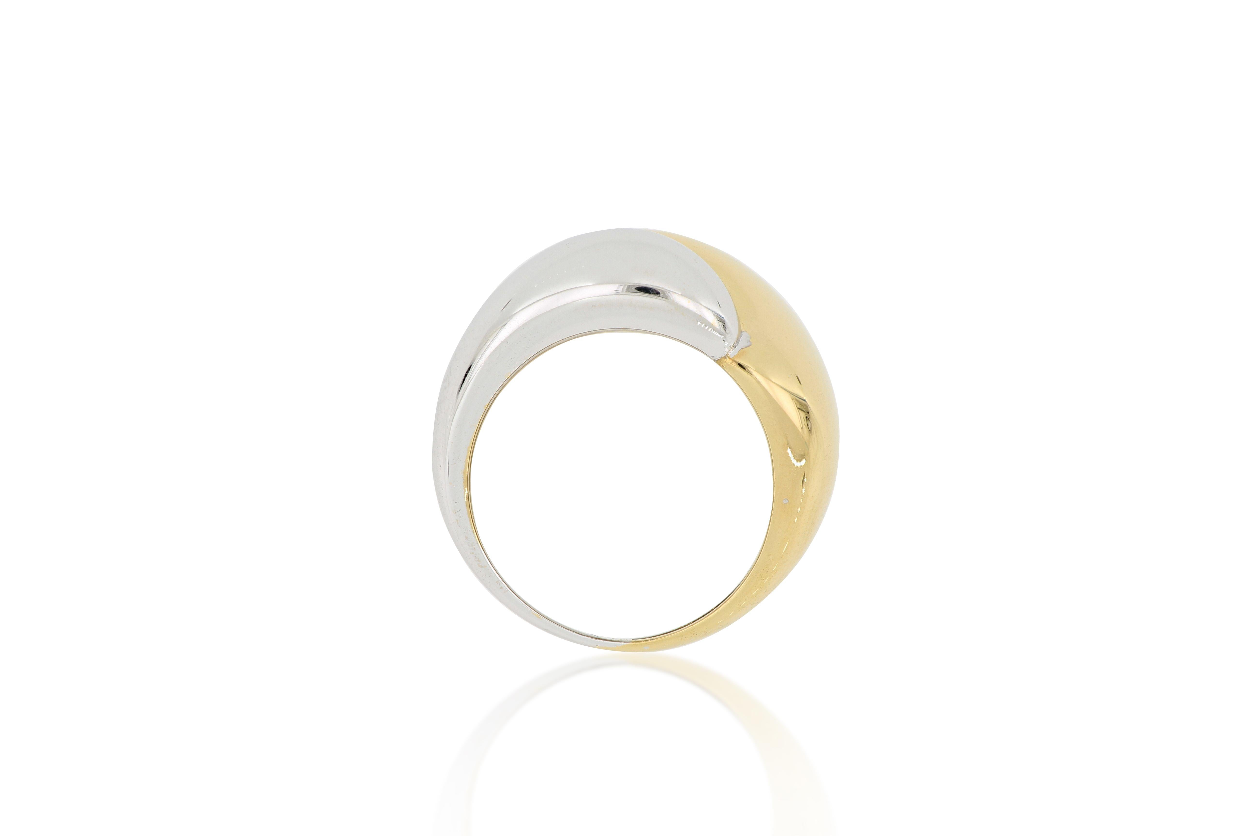 18 Karat Goldring mit zweifarbigem Ring im Zustand „Neu“ im Angebot in Macau, MO