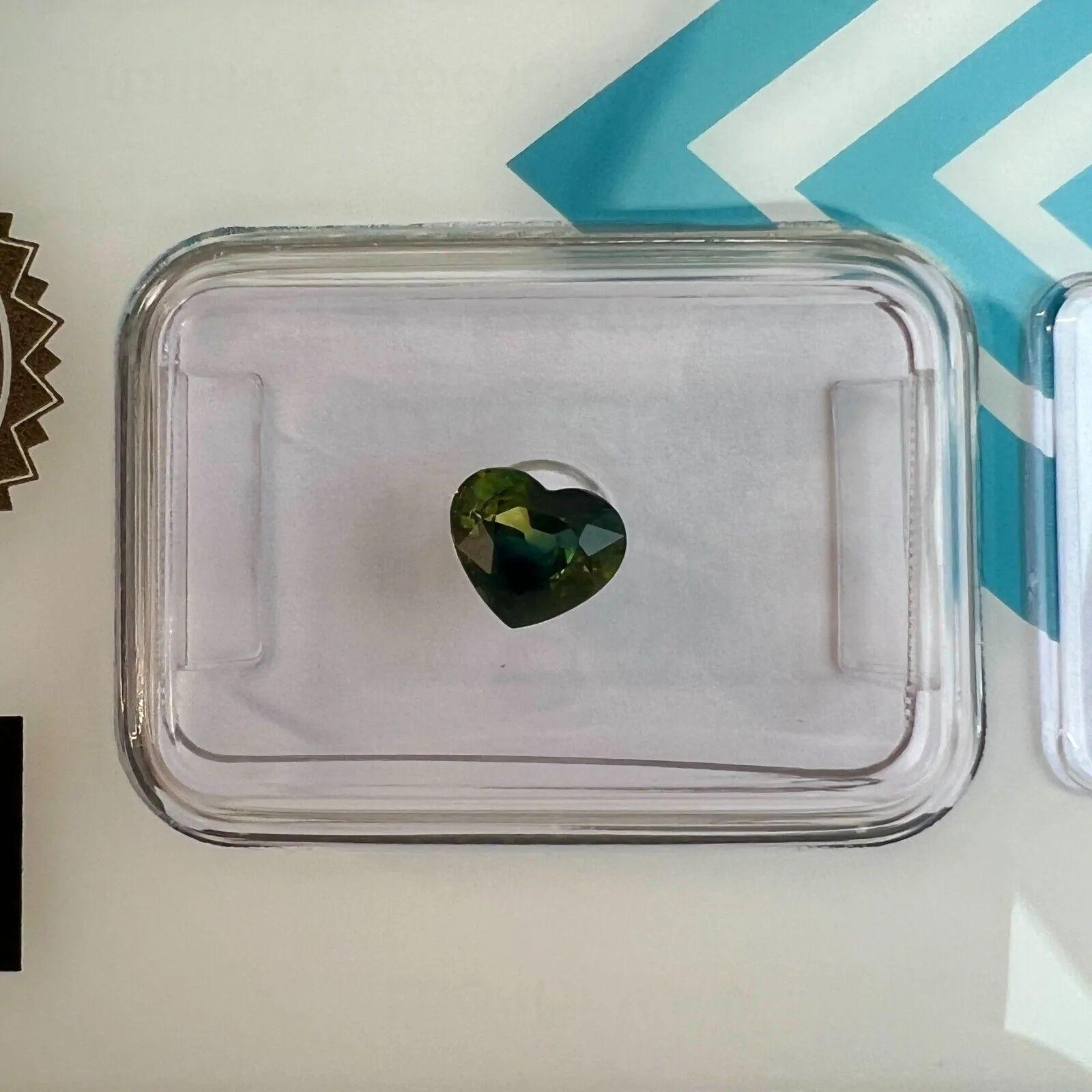 Women's or Men's Bi Color Blue Green Yellow 0.69ct Australian Sapphire Heart Cut IGI Certified