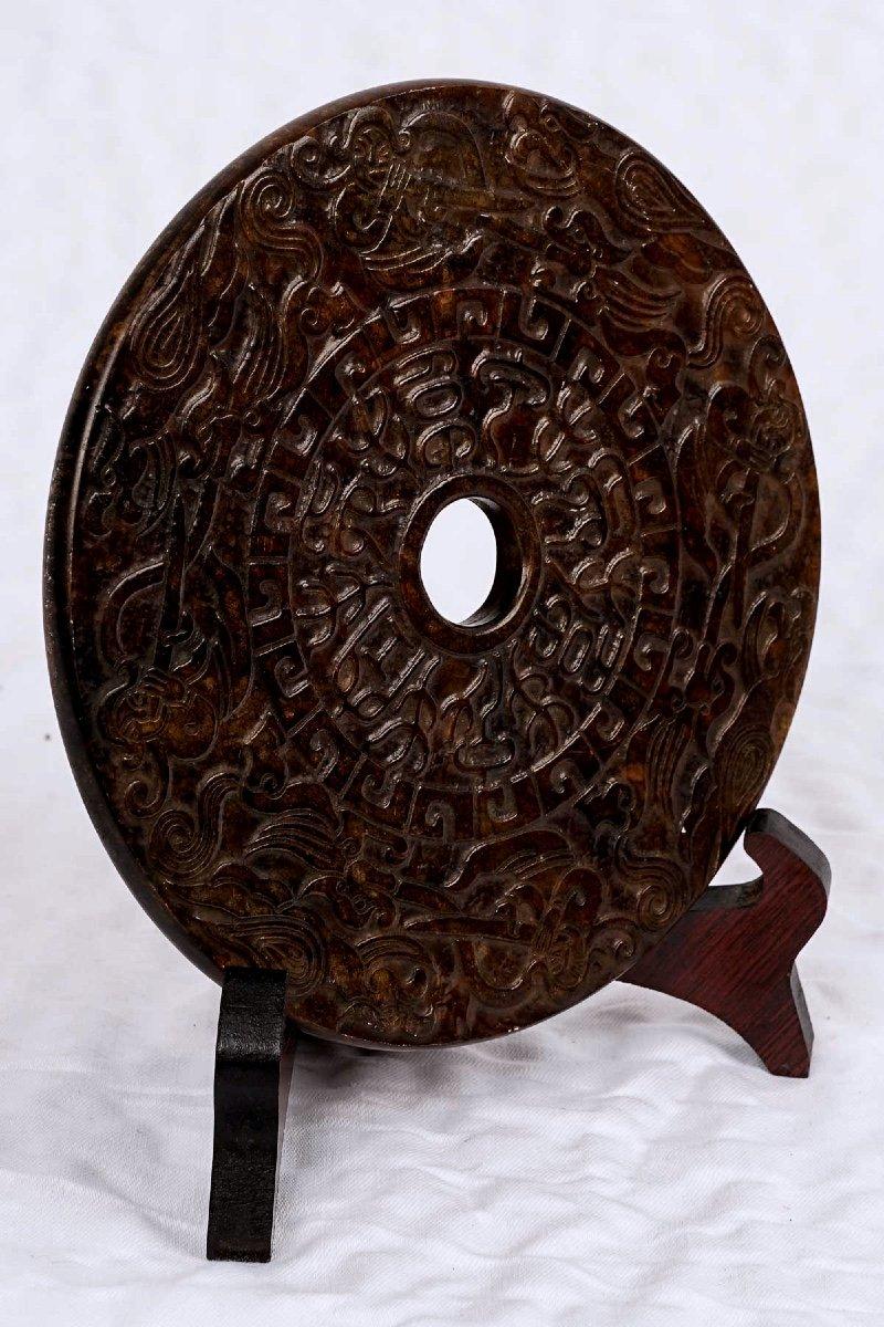 Bi Disc Sculpture - Brown Jade - Orange - Period: Early 20th Century For Sale 3
