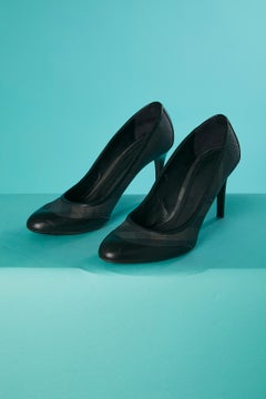 Bi-material pump made of check coated canevas and black leather Burberry