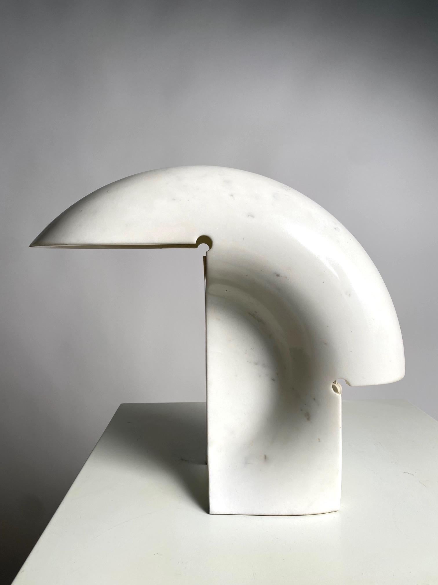 Biagio 282 Table Lamp by Afra and Tobia Scarpa for Flos, Italy 1968 In Good Condition For Sale In Argelato, BO