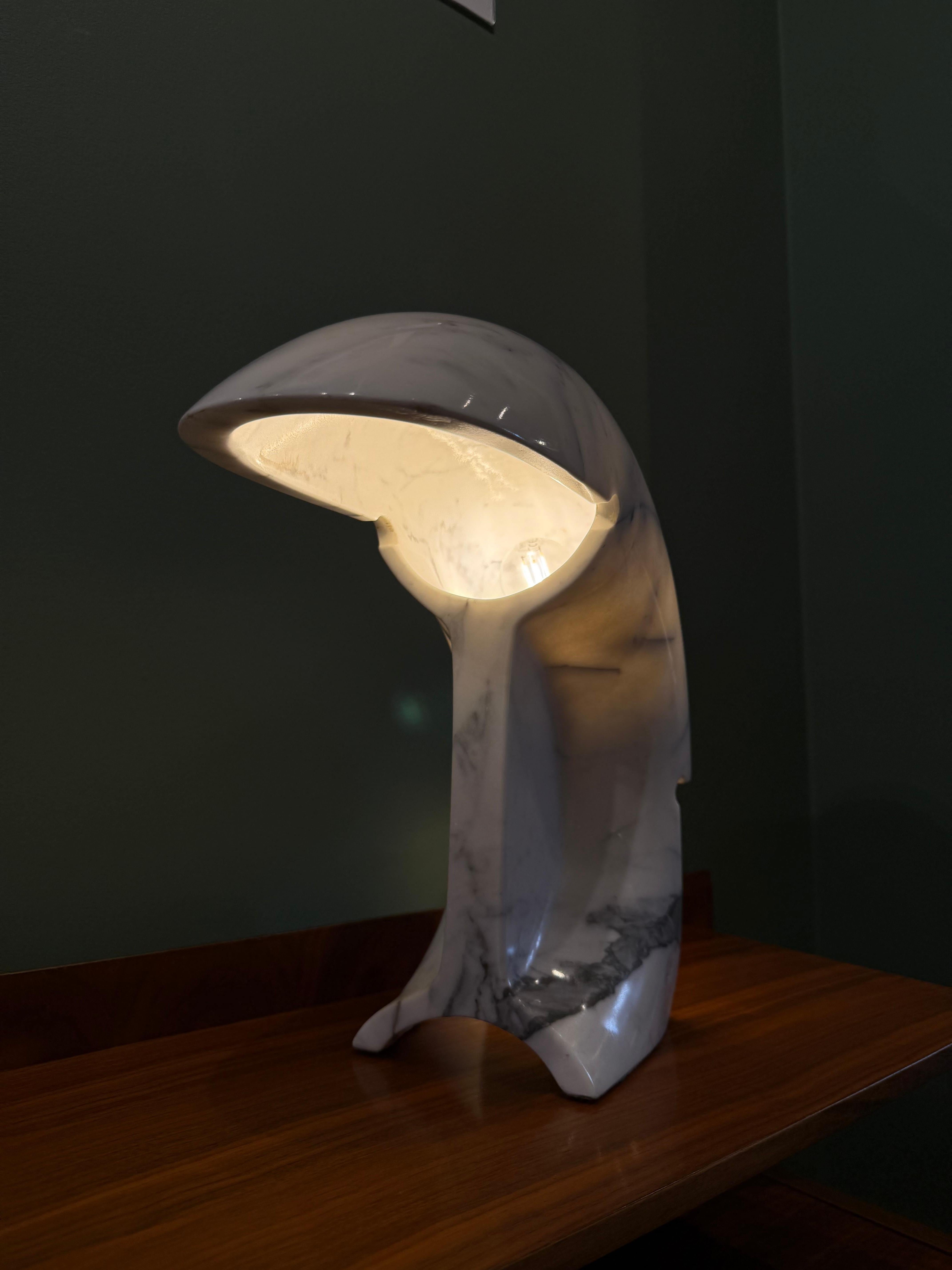 italien Lampe de table Biagio par Tobia Scarpa pour Flos, Italie (1968) - Marbre de Carrara sculpté en vente