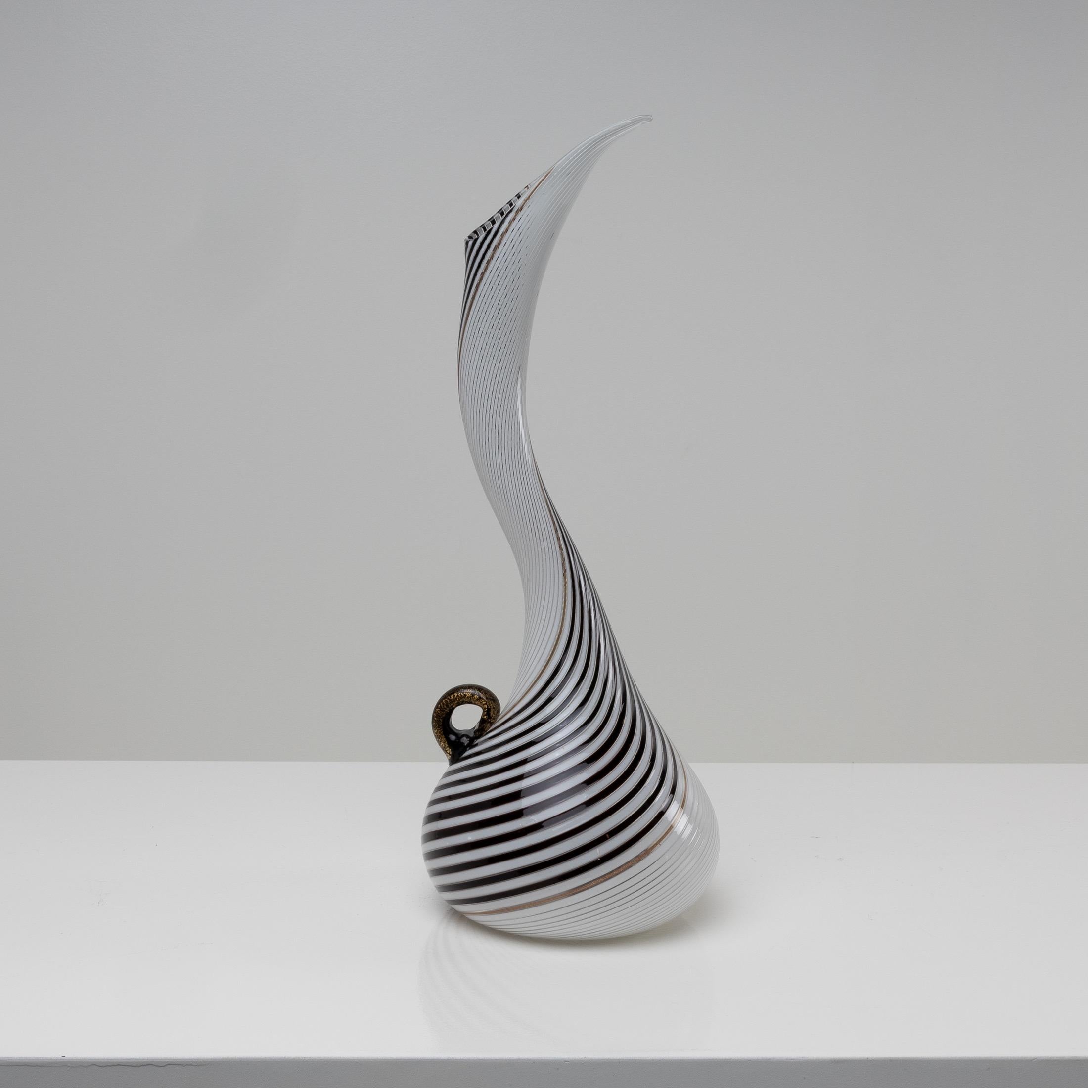 Mid-Century Modern “Mezza filigrana” bianco nero swan neck tall vase by Dino Martens
