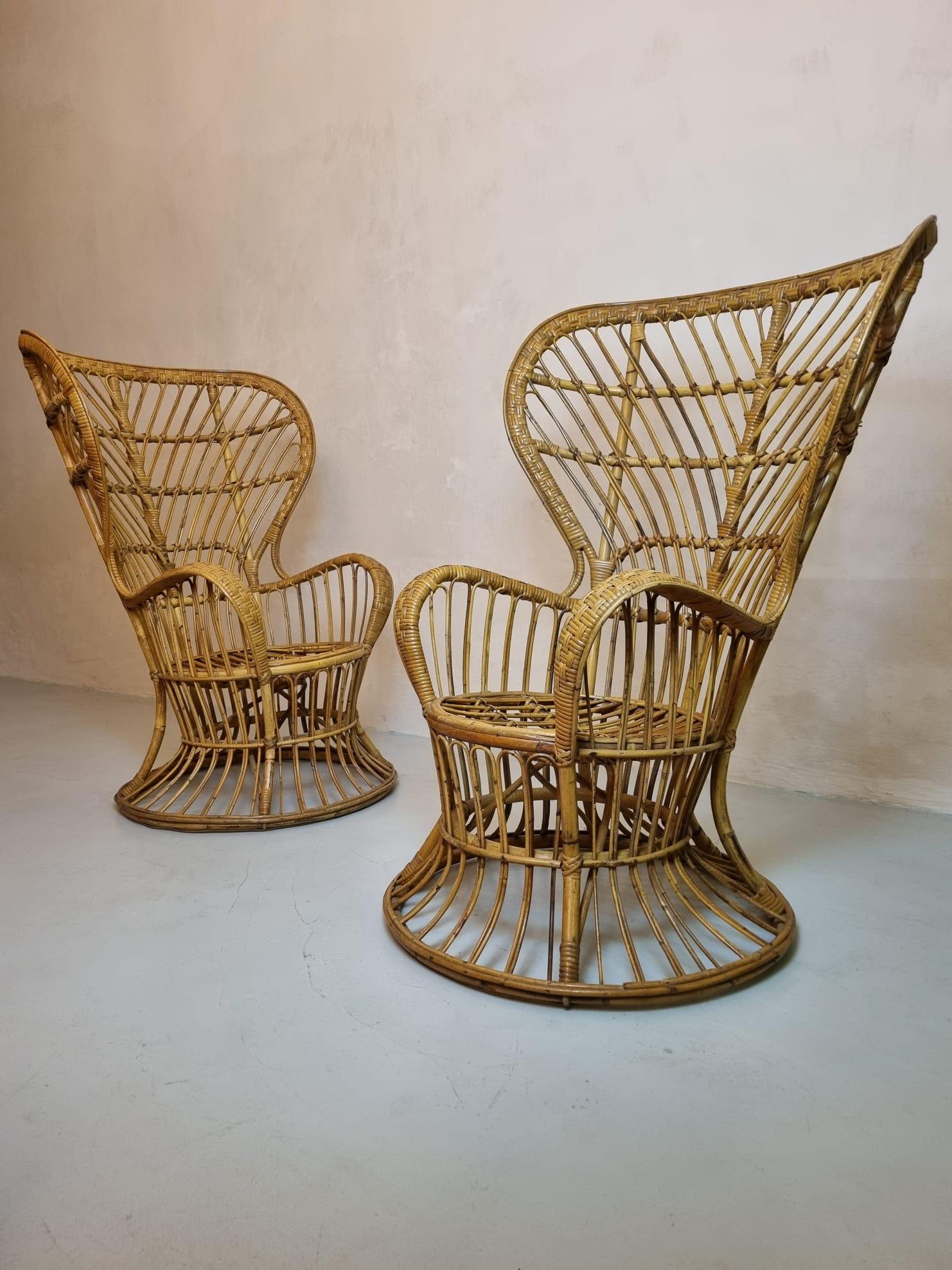 Poltrone Biancamano disegnate da Gio Ponti e Lio Carminati nel 1950.
Le poltrone sono in eccellenti condizioni, giunco/vimini.
Il nome deriva dalla nave di linea italiana, varata nel 1925,  la Conte Biancamano,  che fece il suo il viaggio inaugurale