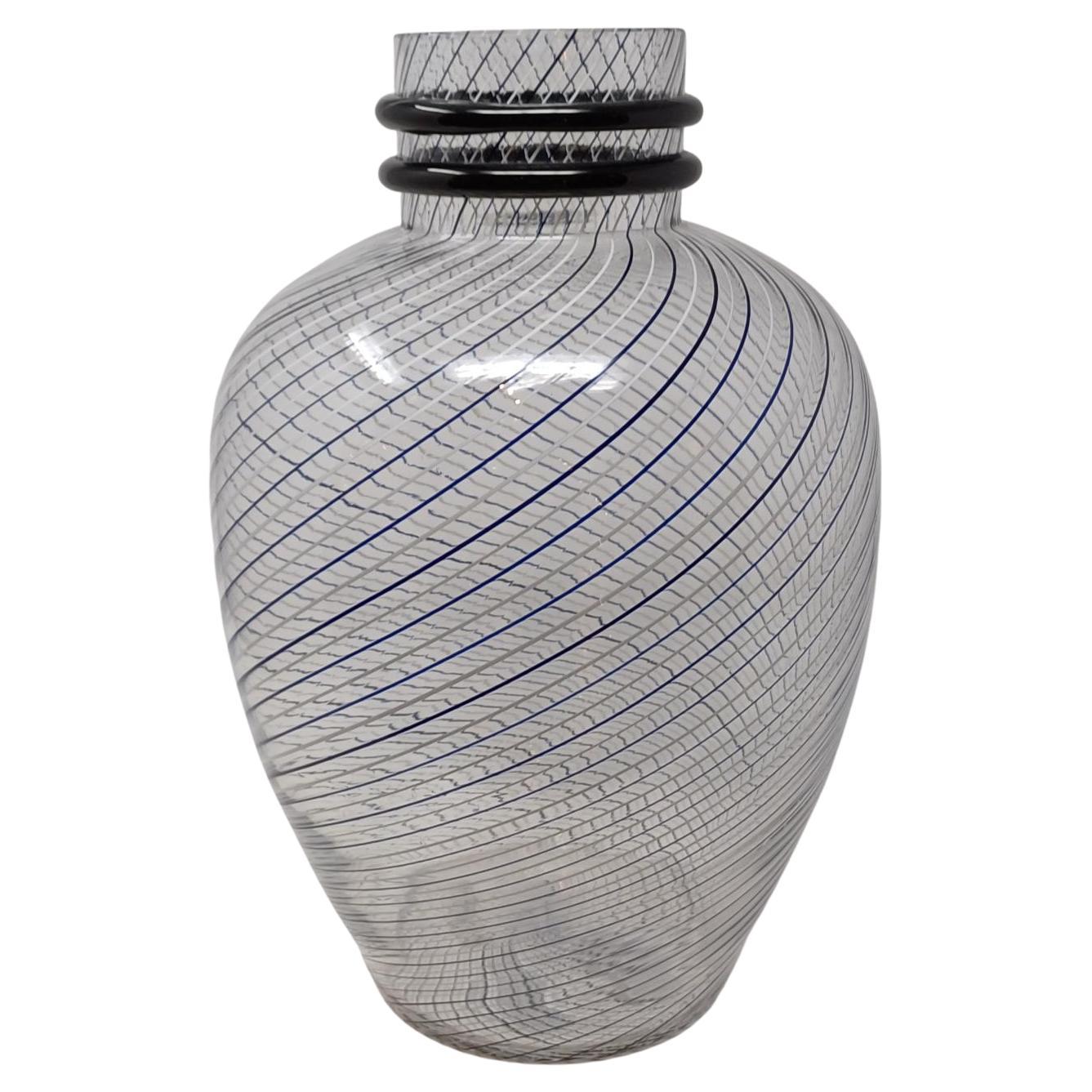 "Bianco & Nero" Filigree Vase Attributed to Renato Toso for Fratelli Toso For Sale