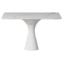 Bianco Statuarietto Tavolo Quadrato in Marmo Contemporaneo M/S 125 di Angelo Alinea