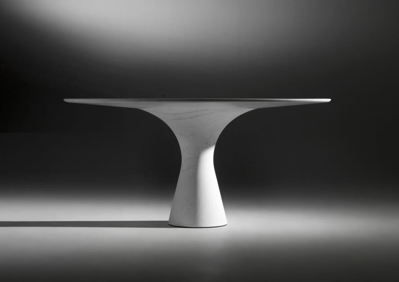 Marbre Bianco Statuarietto Table ovale en marbre contemporaine raffinée 210/75 en vente