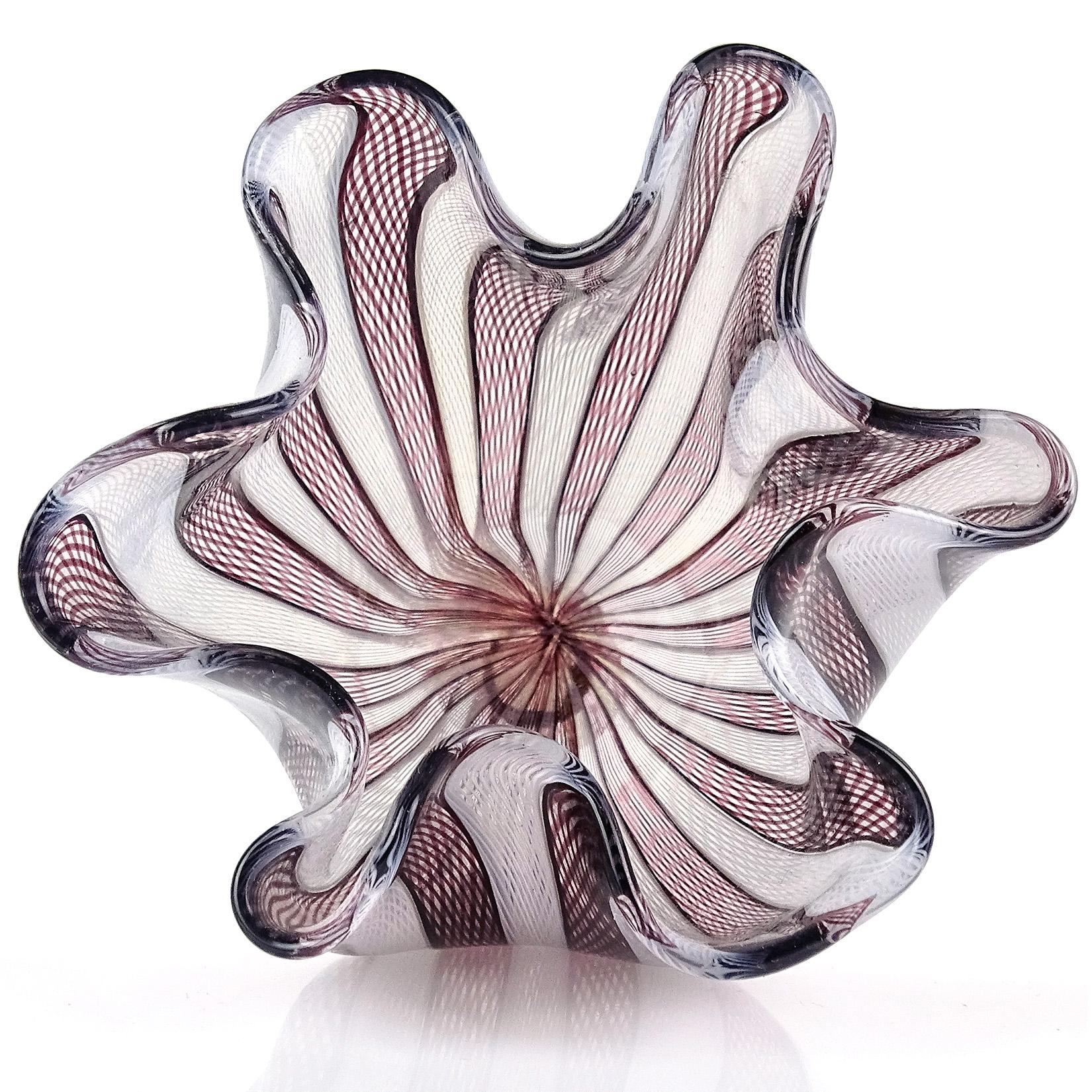 Hand-Crafted Bianconi Venini Murano Italian Art Glass Fazzoletto Handkerchief Ribbons Vase