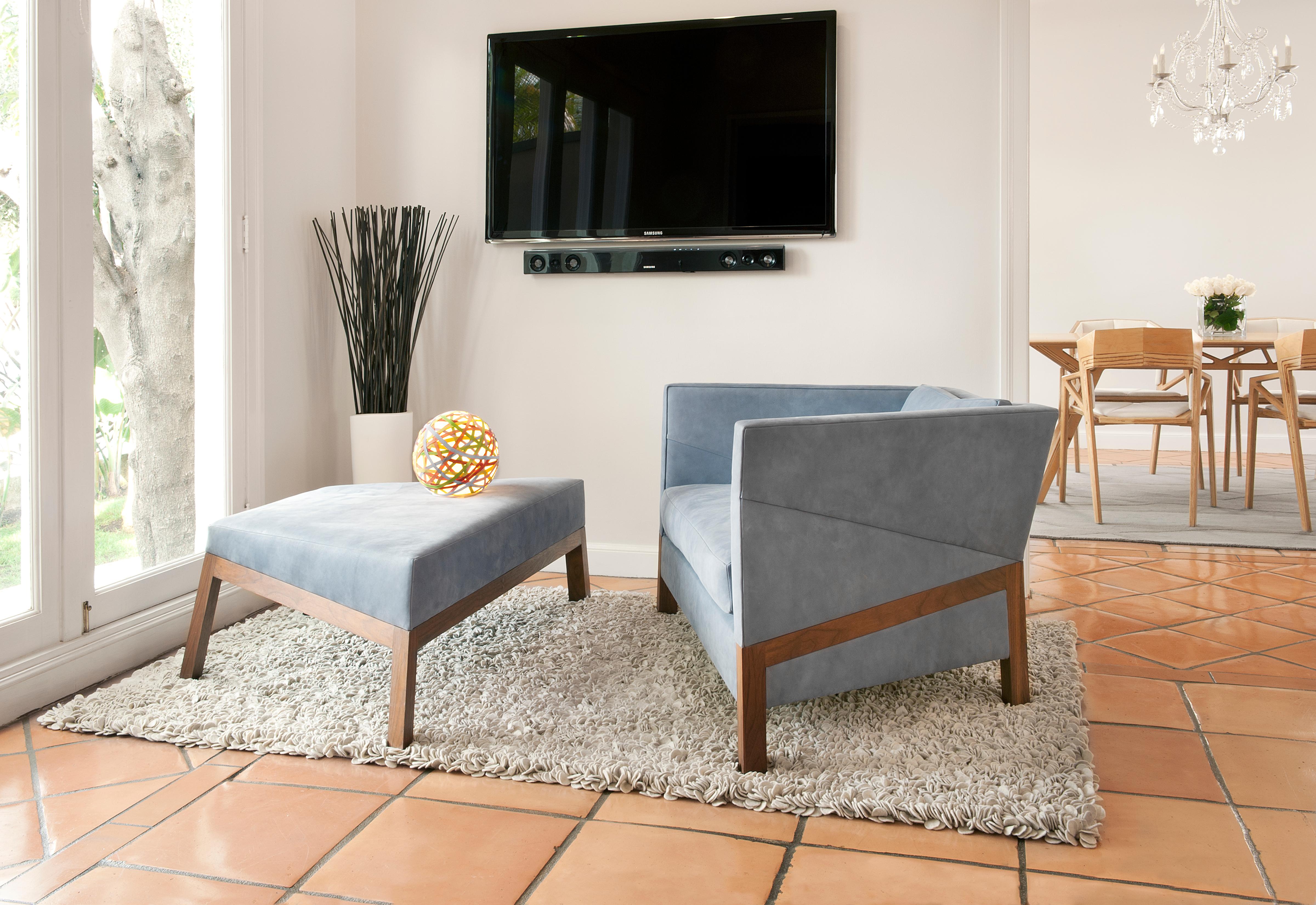 Modern Bias Ottoman to Match Lounge with Tray in Walnut, Faceted Upholstered Sofa Table For Sale