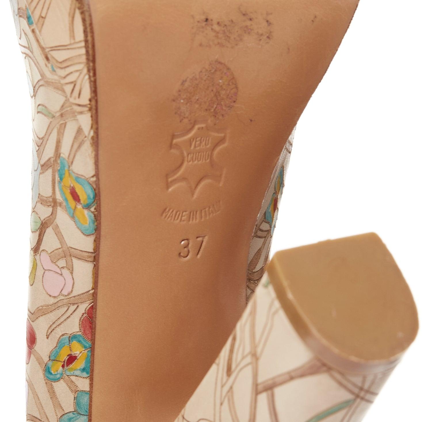 BIBA Vintage brown floral illustration scalloped round toe platform pump EU37 For Sale 5