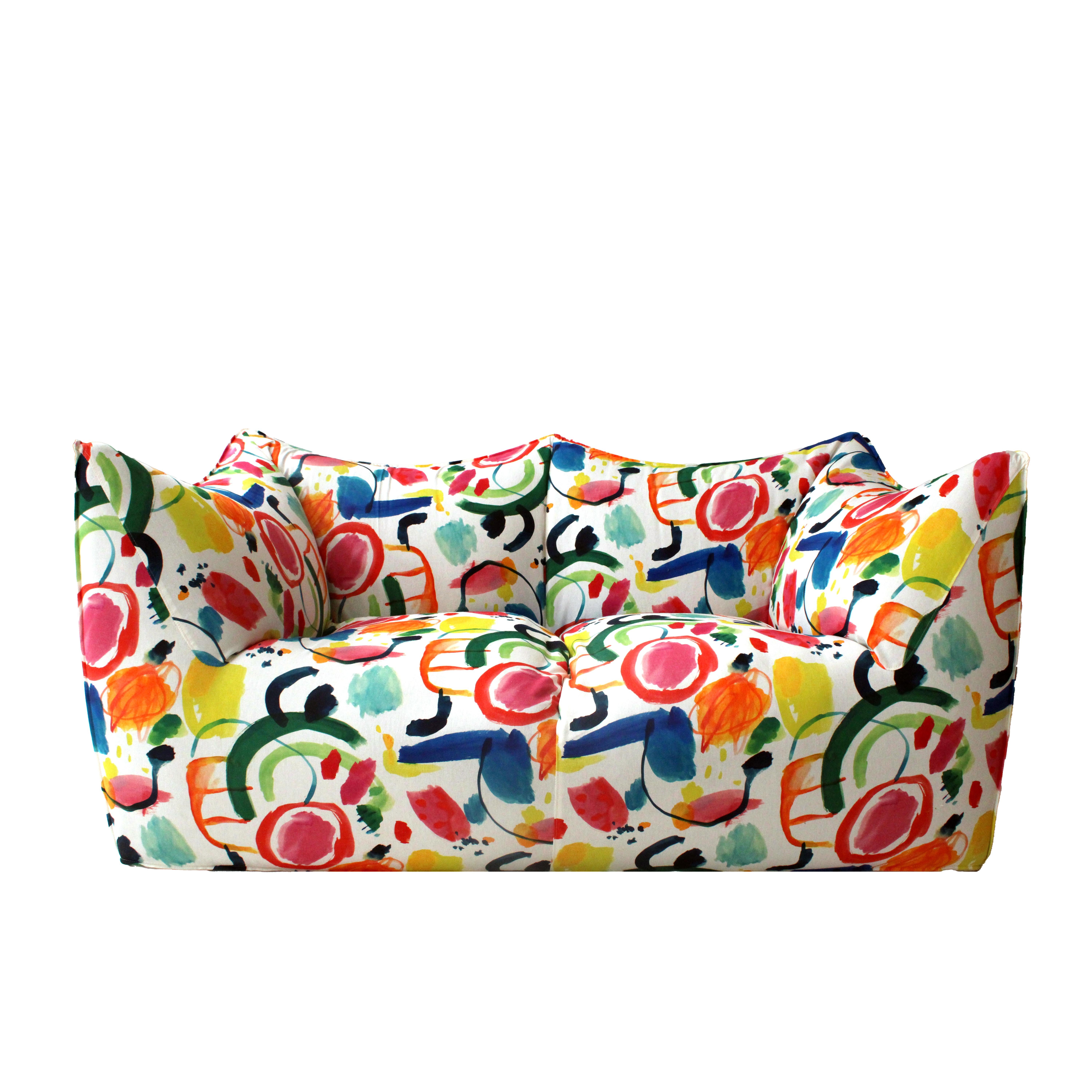 Mario Bellini Bibambole Sofa aus weißem Bouclé für B&B Italia, 1970er Jahre, signiert

Das ikonische modulare Sofa Bibambole wurde vom italienischen Architekten Mario Bellini (geb. 1935) für B&B Italia entworfen. Dieses Originalstück aus den 1970er