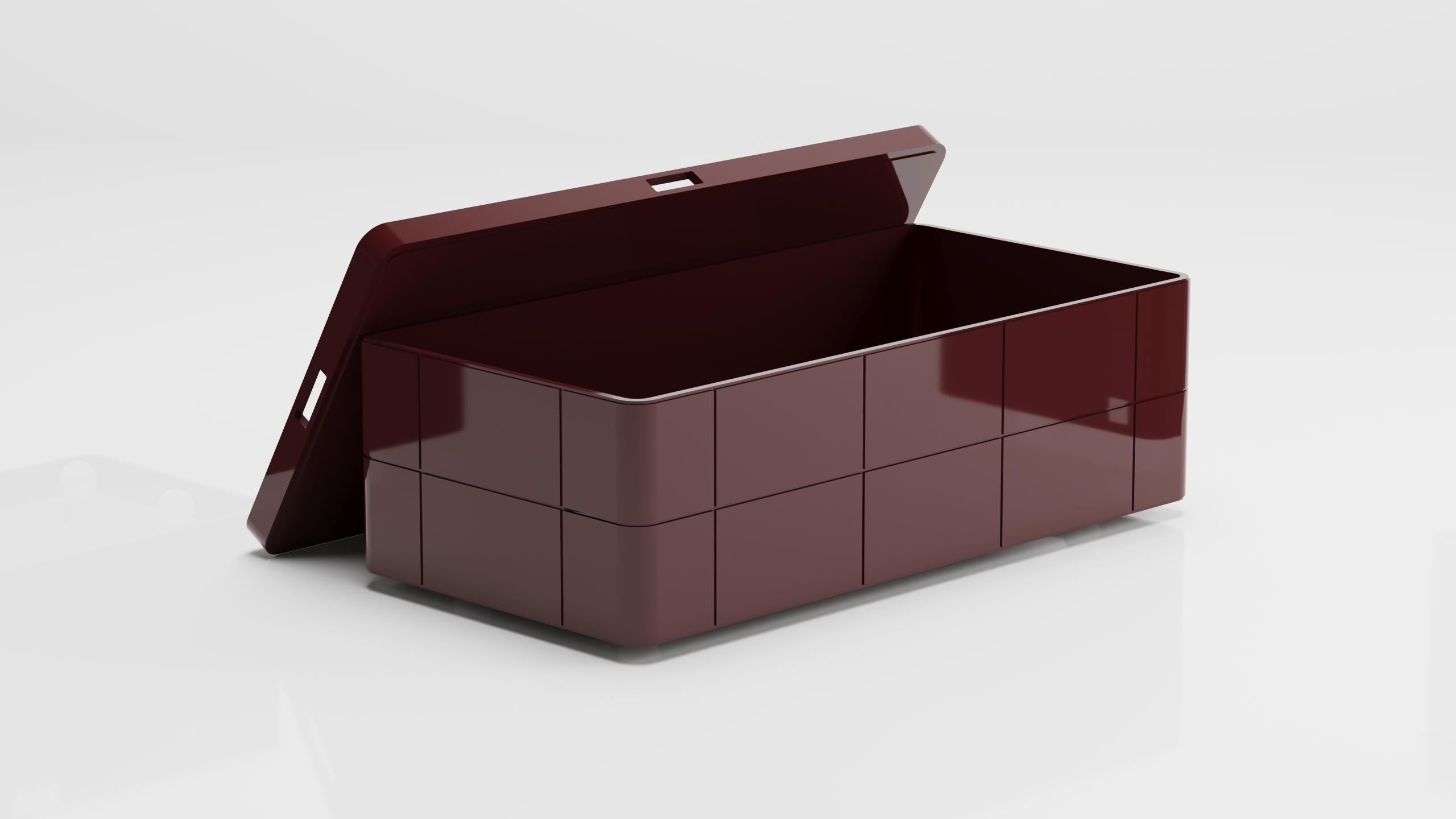 Les Canously, qui peuvent être considérés comme une table basse, une table d'appoint et une table de nuit, répondent à différentes fonctions. L'intérieur de la boîte peut être utilisé pour le rangement, tandis que sa surface supérieure peut servir