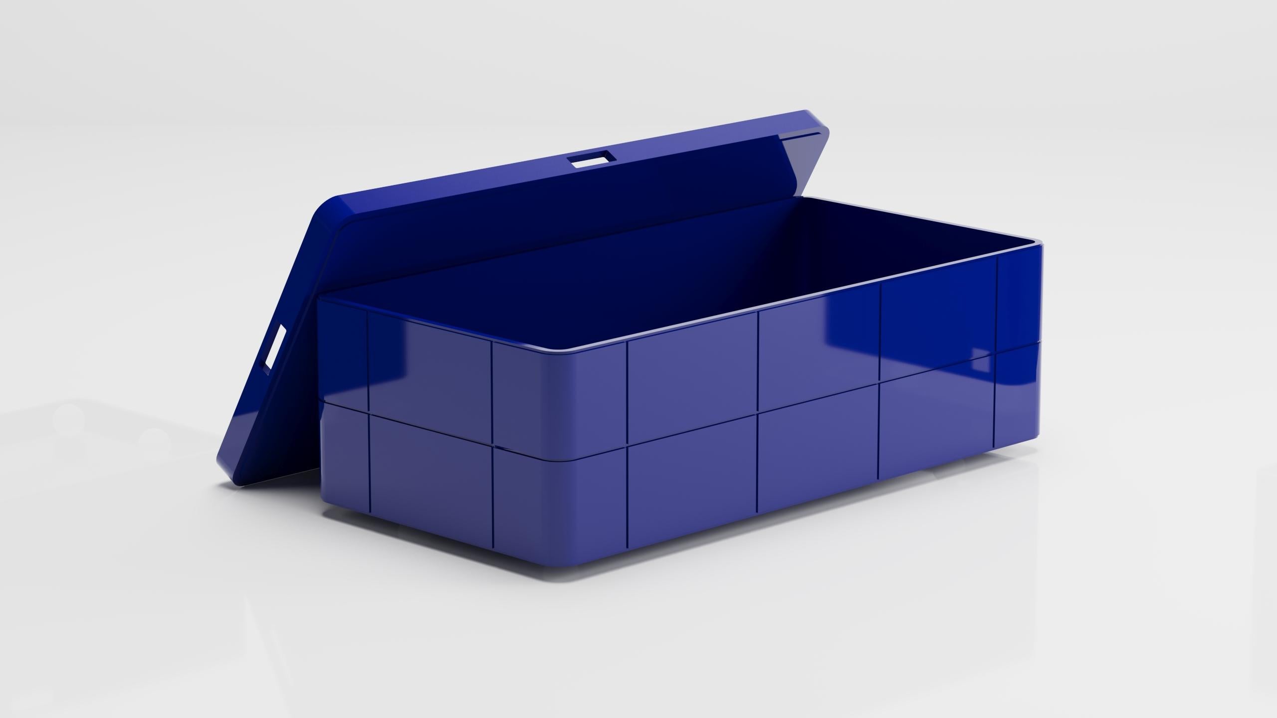Bibis, which can be considered as a coffee table, side table, and nightstand, respond to various functions. The inside of the box can be used for storage, while its top surface can serve as a tray. Thanks to its wheeled legs, it is easy to move,
