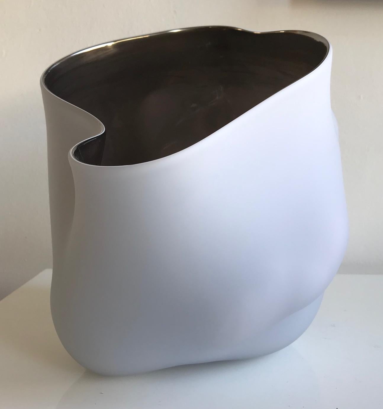 Zeitgenössische Skulptur „ Cloud“ aus sandgestrahltem und geblasenem Glas in Weiß und Braun 2