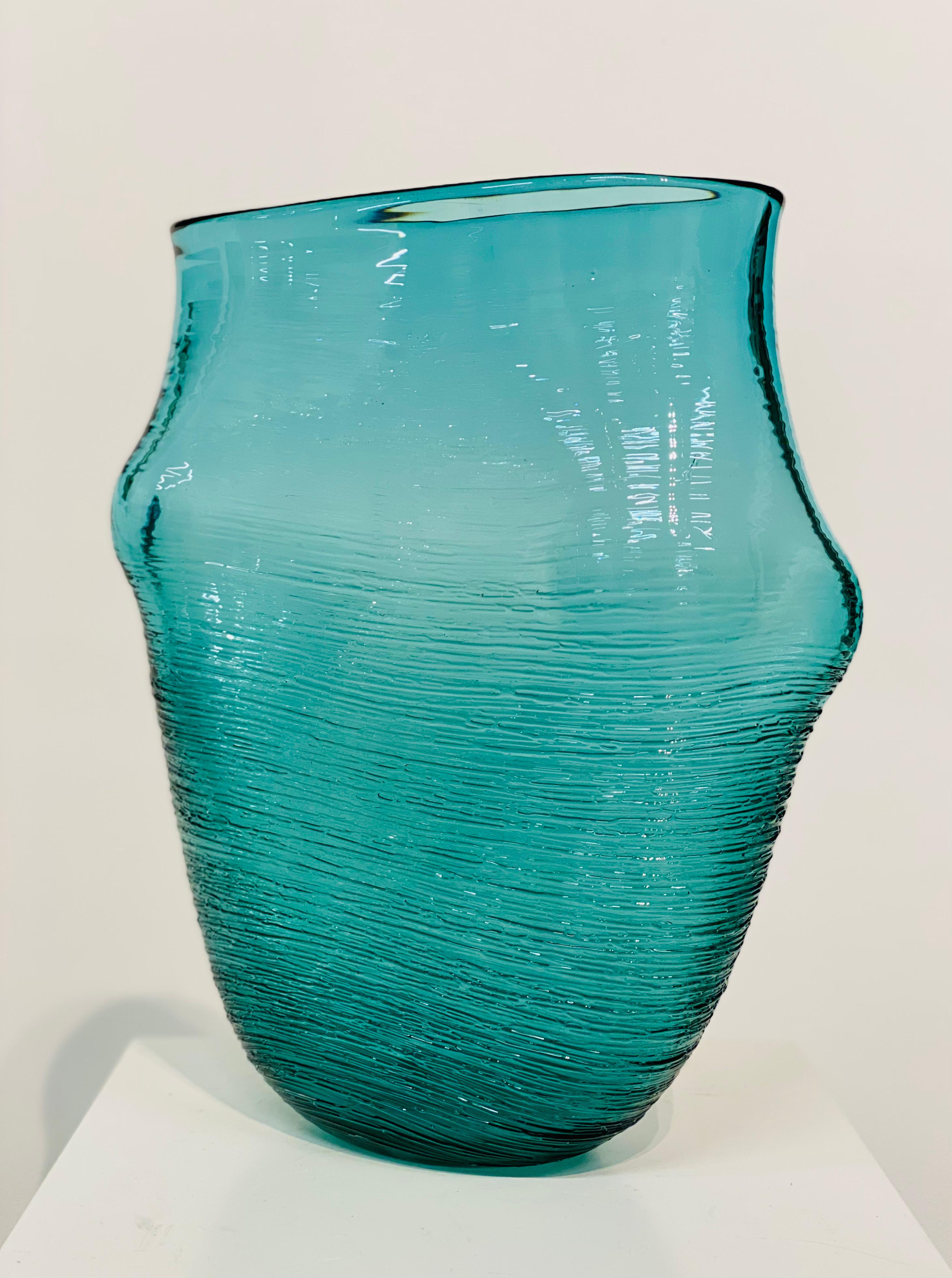Fluid Form, blue- 21st Century Blown Glass Object  - Sculpture by Bibi Smit