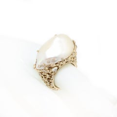 Bibi Van Der Velden 18kt Yellow Gold Moonstone Pearl Diamond Ring