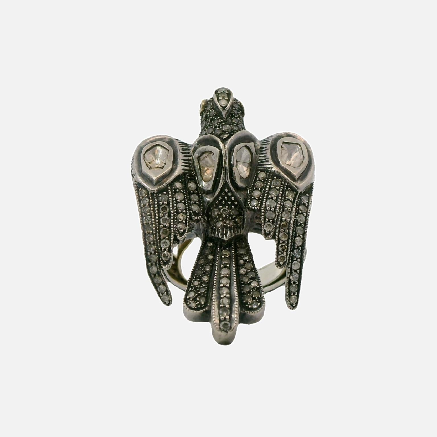 This 18k yellow gold and sterling silver Bibi Van Der Velden ‘Animal Bird’ ring will reverse the aging process, for as Sonja Henie claimed 'jewellery takes people's minds off your wrinkles'. Expertly designed from sterling silver and 18k yellow