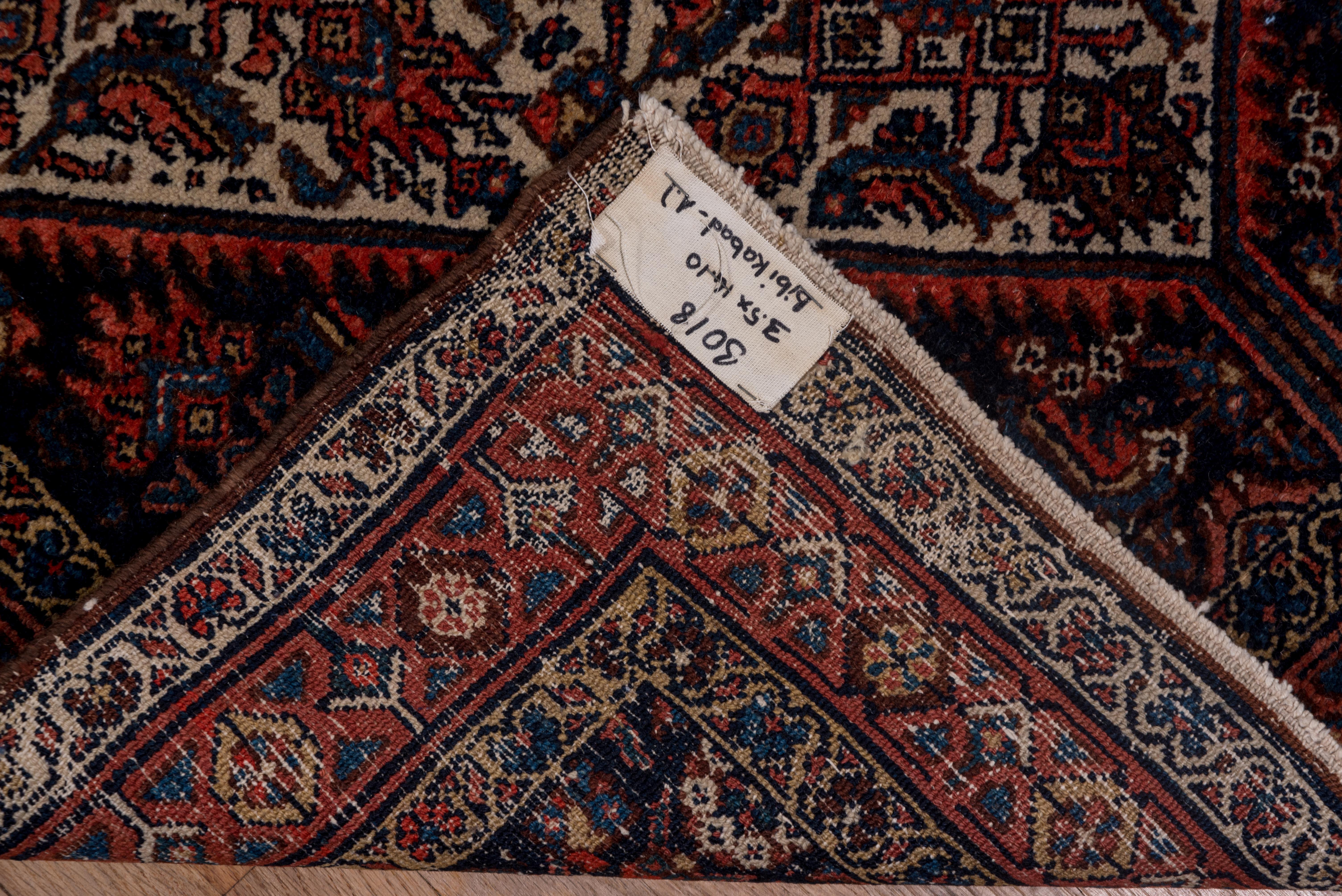 Bibikabad Runner, Antique, circa 1930s In Good Condition For Sale In New York, NY