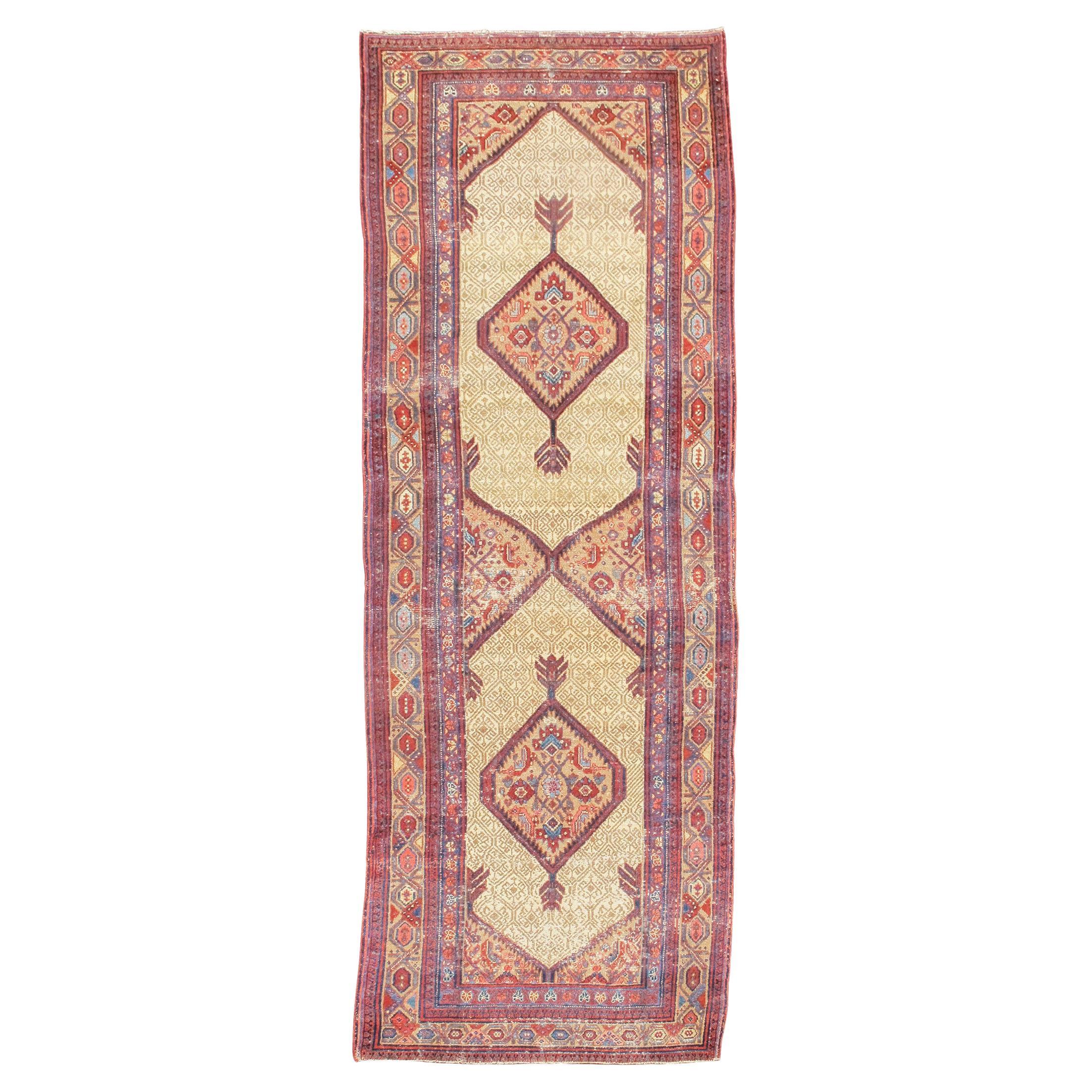 Bibikibad-Läufer, um 1900 im Angebot