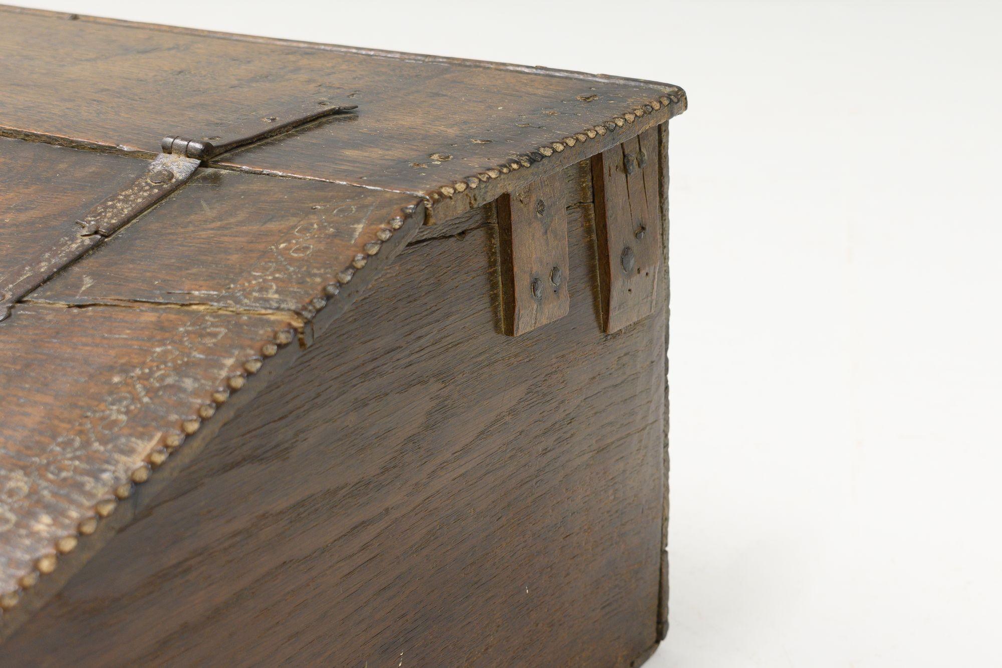 Caja Bíblica mediados del siglo XVIII en venta