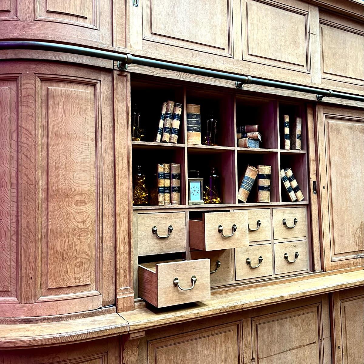 Legno Stripped library of the Bank of France in vendita