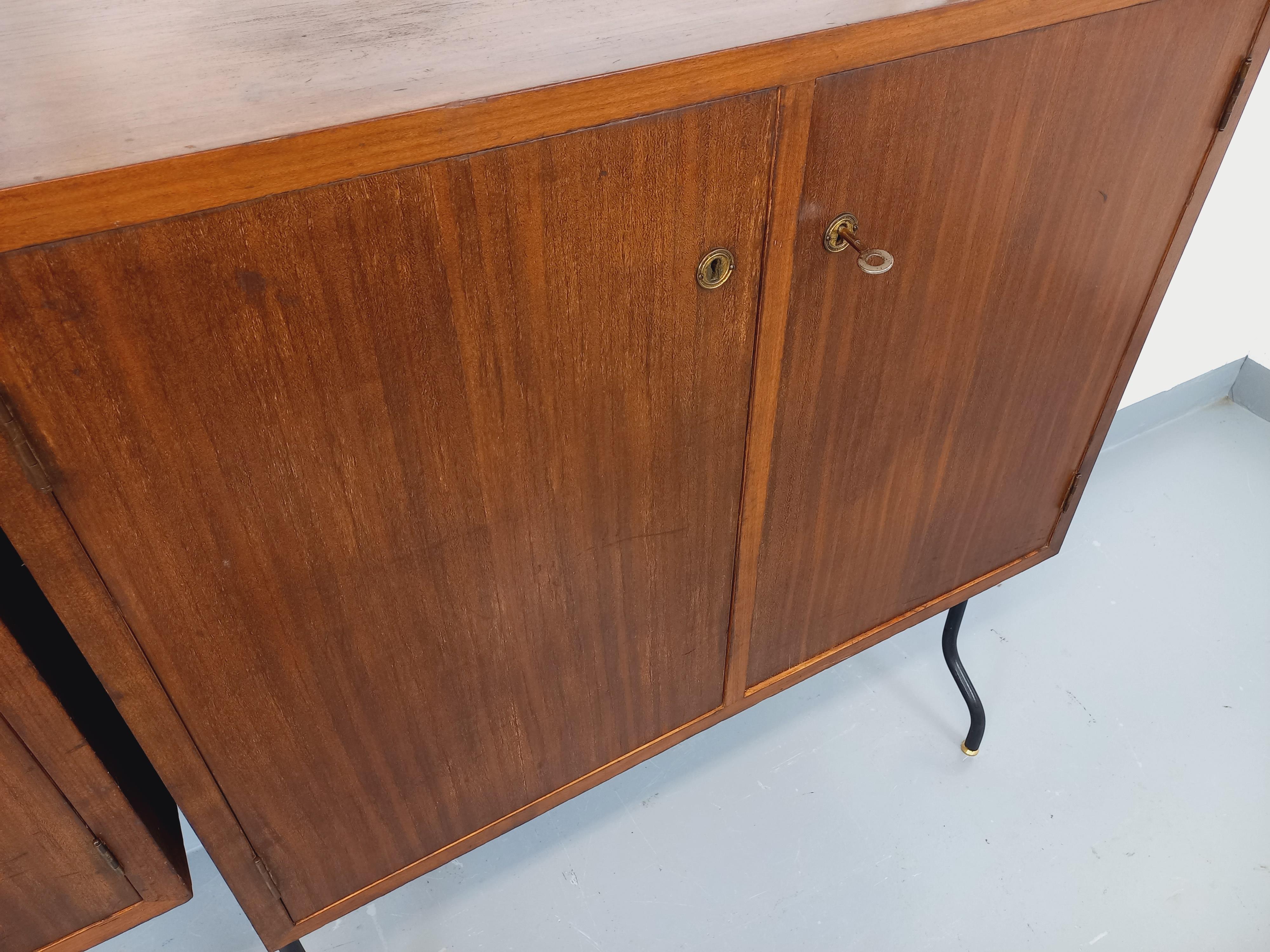 Biblioteca d'epoca italiana doppiamente modulabile in bois e métal in vendita 4