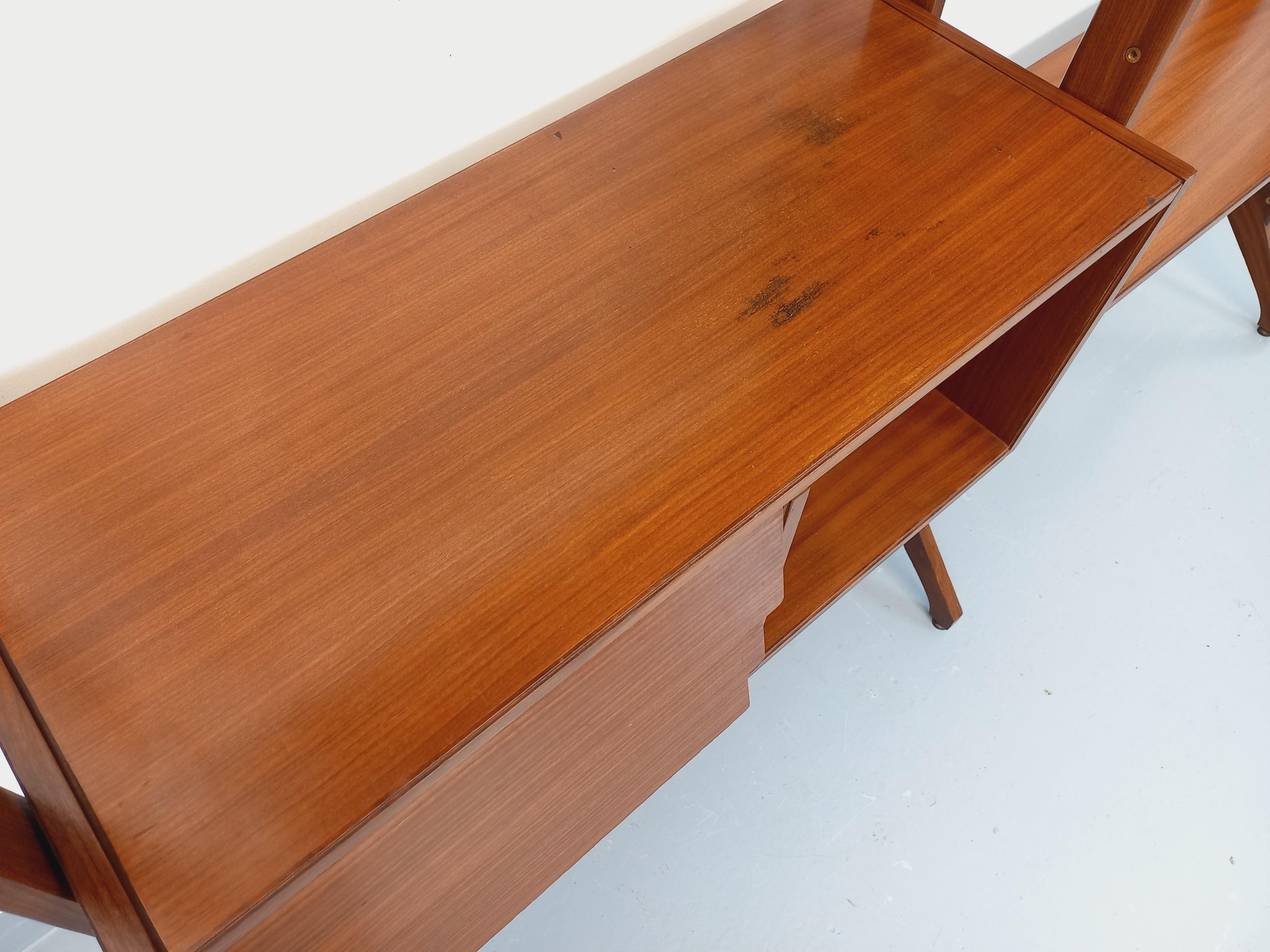 Biblioteca italiana doppiamente modulabile vintage in legno degli anni '60 in vendita 12