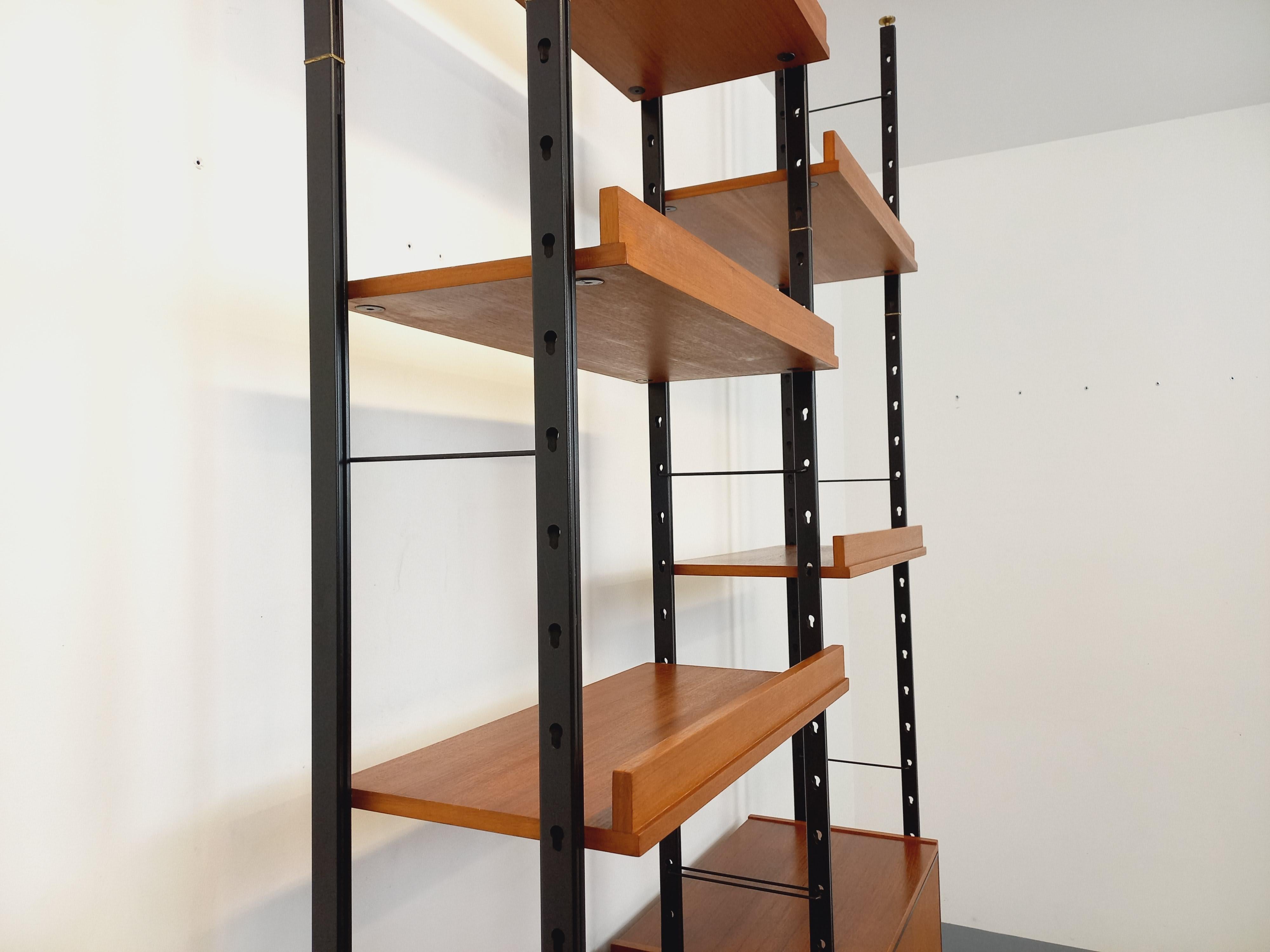 Biblioteca d'epoca italiana doppia modulabile in teck e métal in vendita 8
