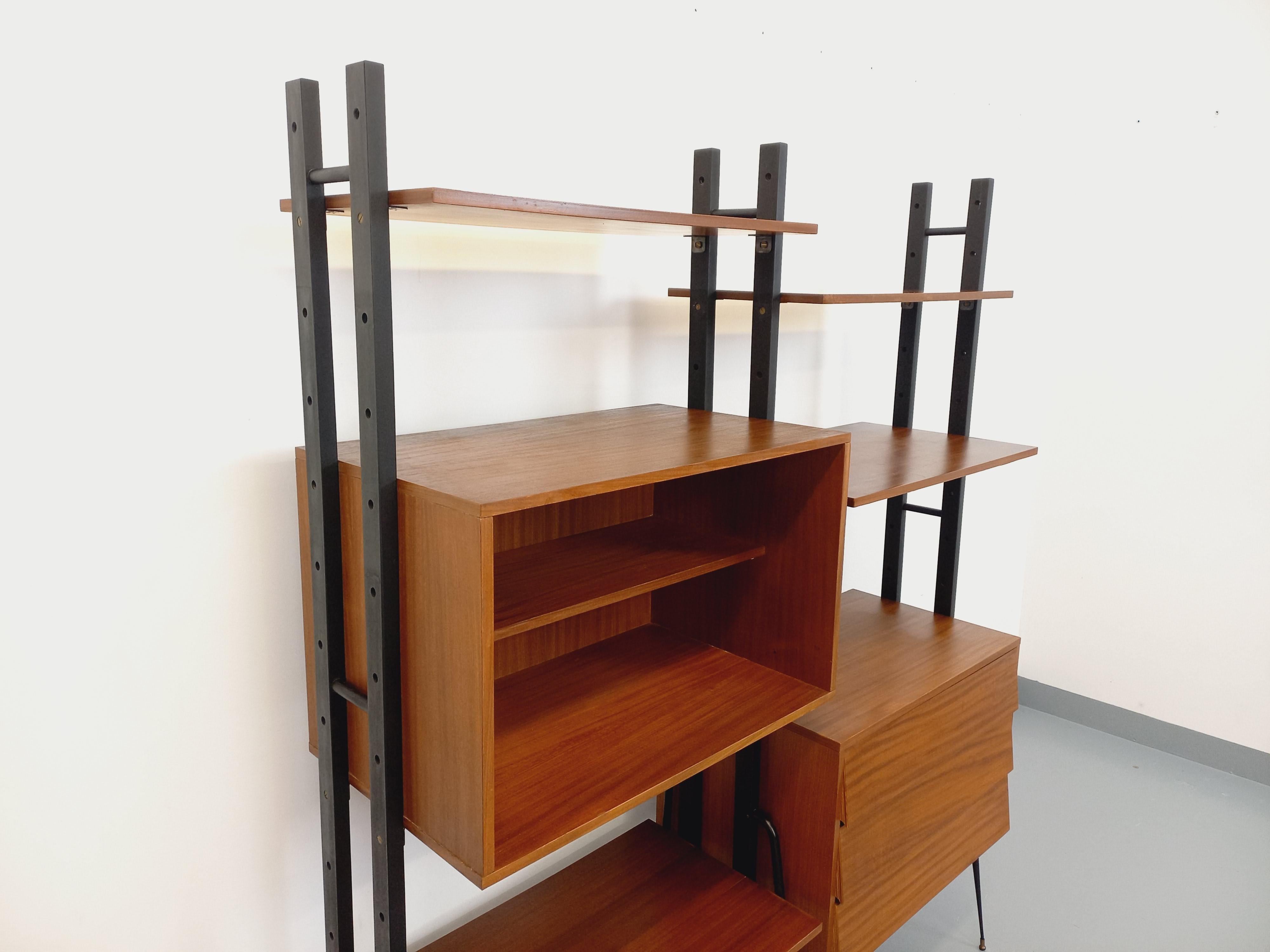 Mid-Century Modern Bibliothèque étagère italienne double modulable vintage en teck et métal