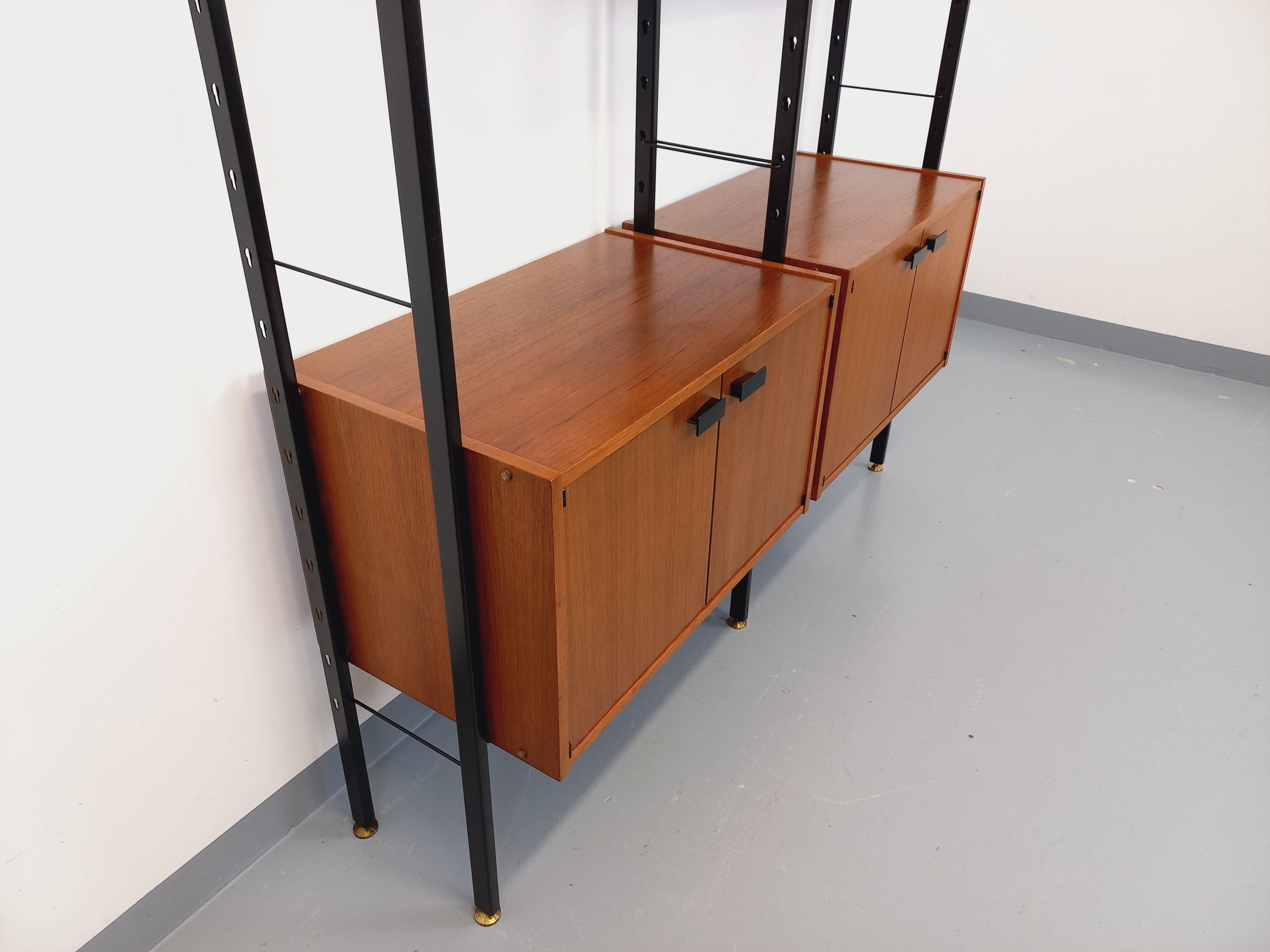 Biblioteca d'epoca italiana doppia modulabile in teck e métal in vendita 2